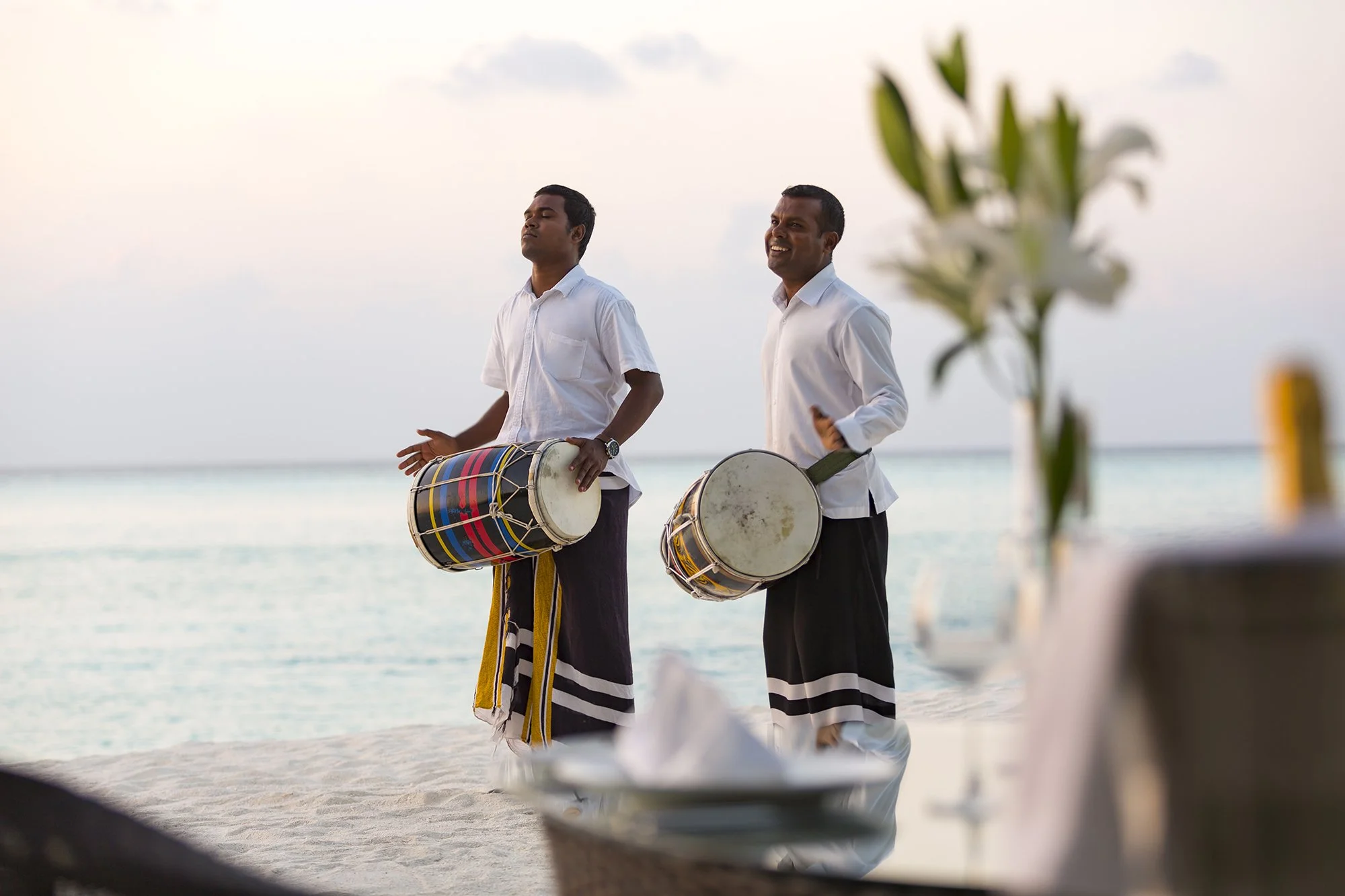 Anantara Dhigu Lifestyle Dining Close-up 02.jpg