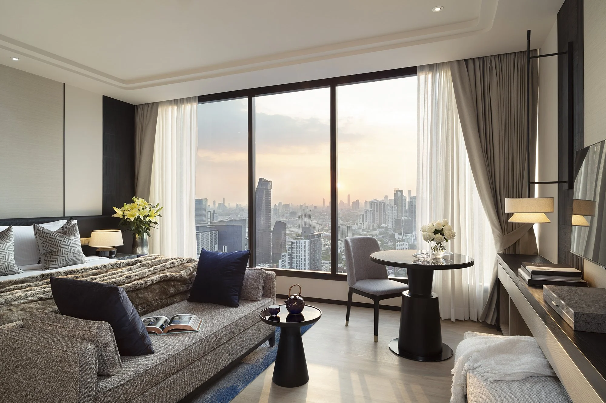 Ascott Thonglor 3Bedroom Premier Master Bedroom.JPG