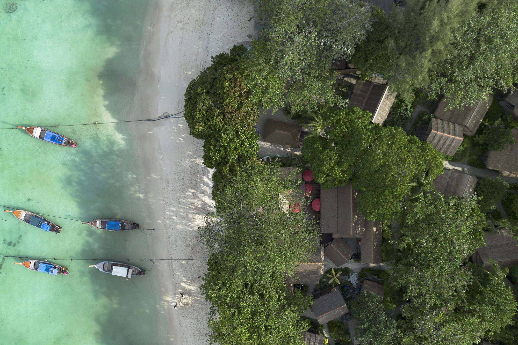 Castaway Resort - Castaway Aerial 03.jpg