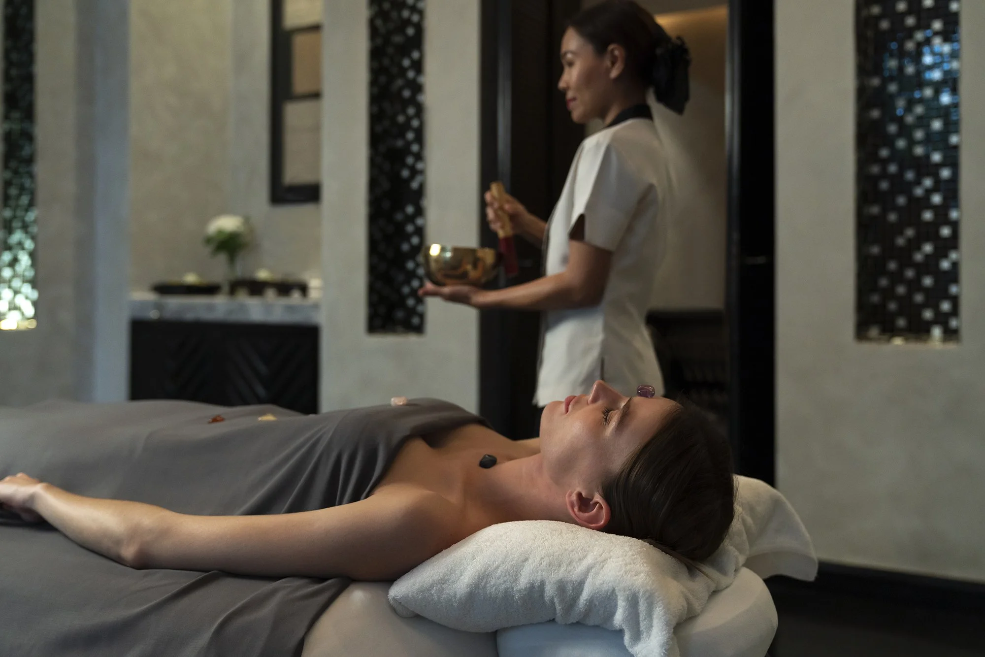The Siam Lifestyle Spa Singing Bowl 03.jpg