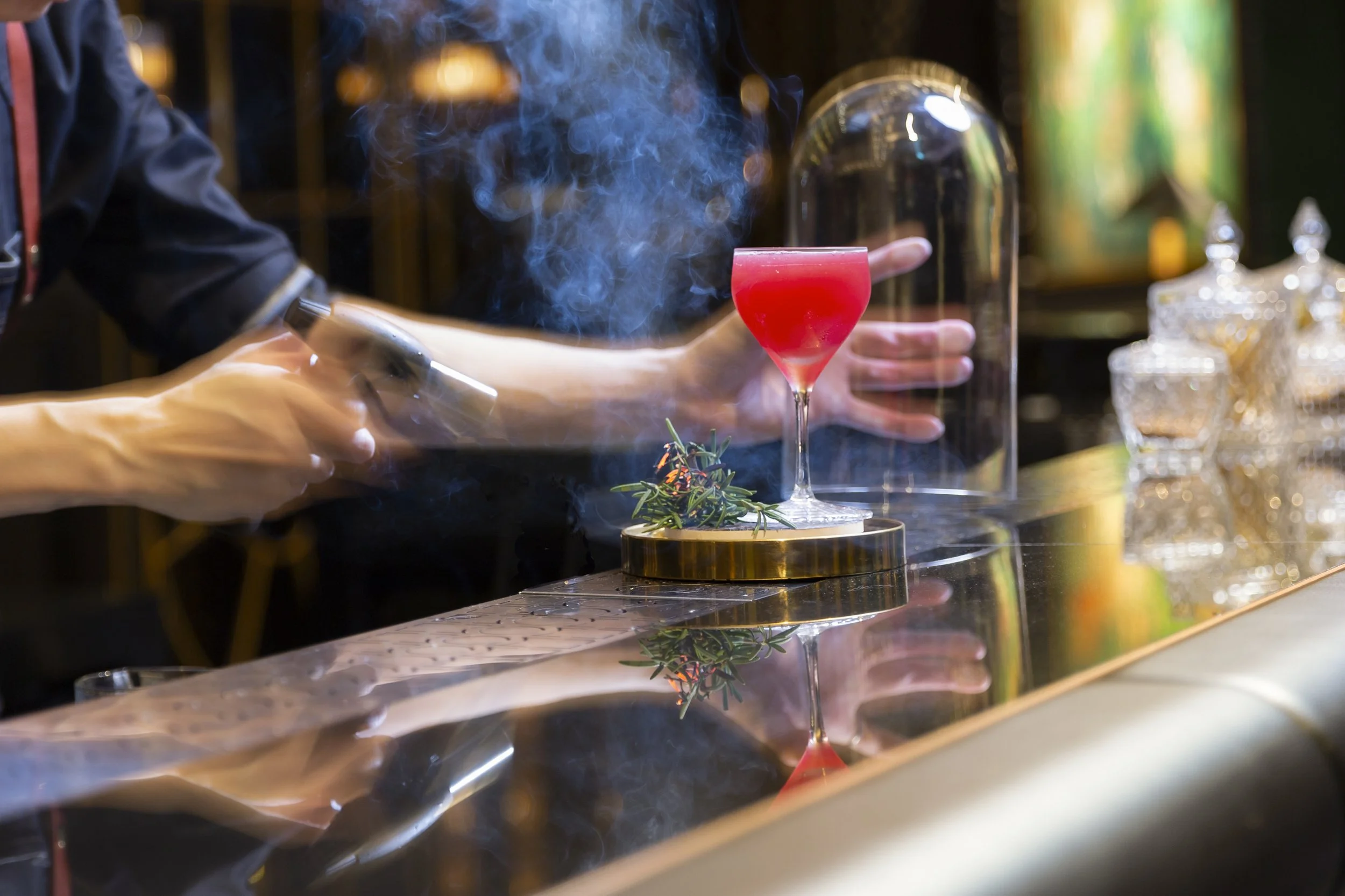 Kempinski SinDhorn - Firefly Bar Detail 03.JPG