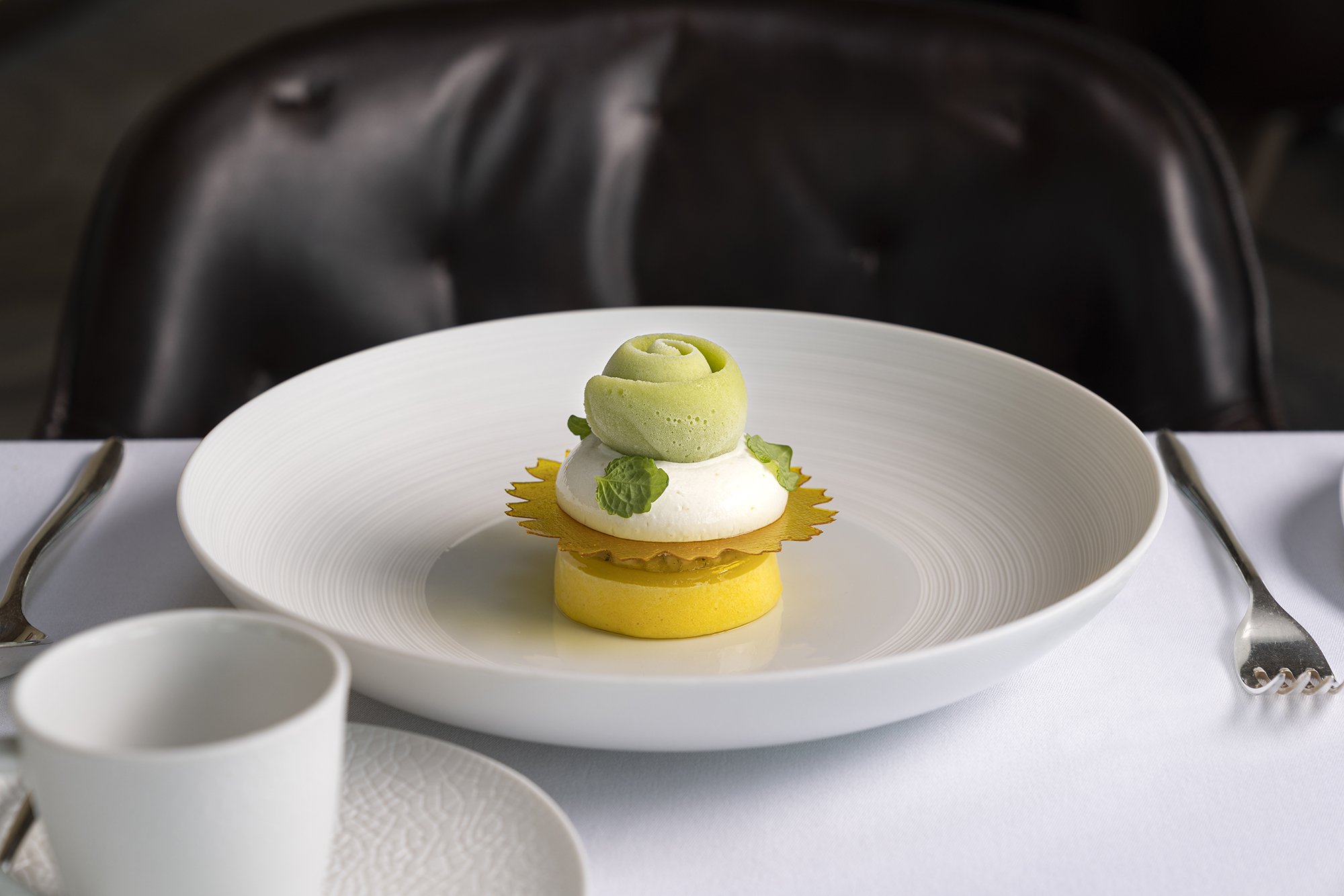 Le Bua - Messaluna - Pineapple & Shiso 03.jpg