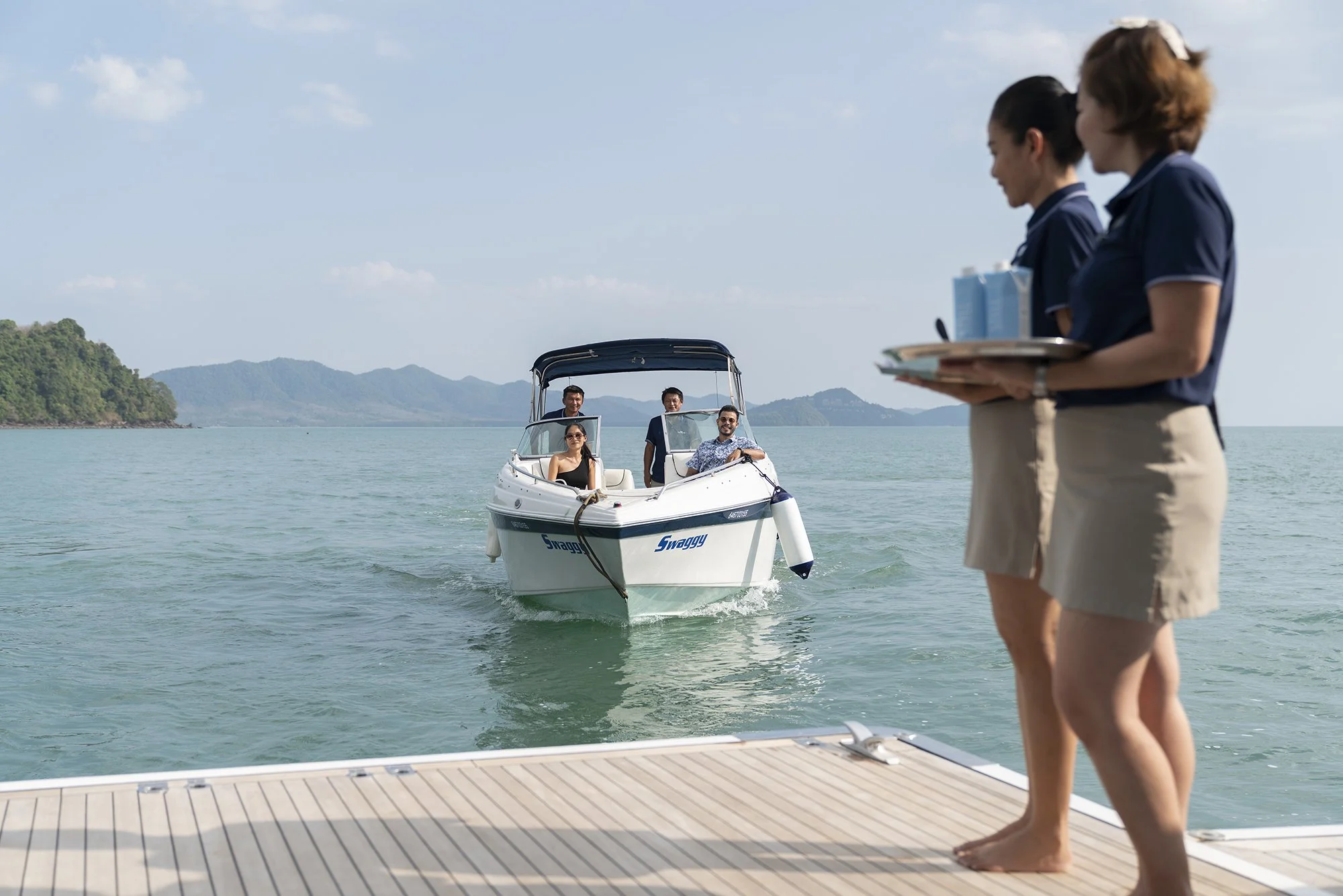 Panakeia Yacht Lifestyle Arrival 01.jpg