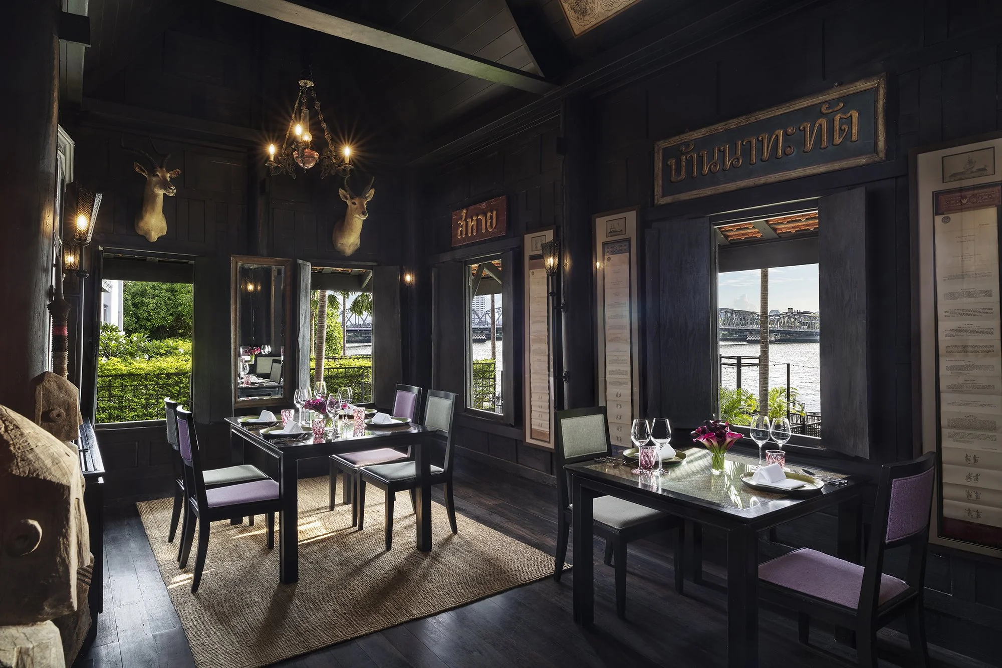 The Siam Chon Upstairs Angle 1.jpg