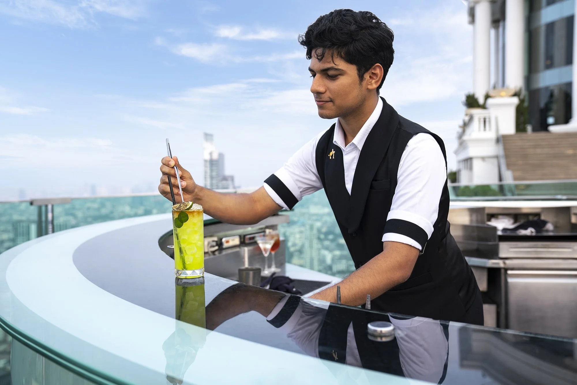 Le Bua - Sky Bar Signature Drink 2 B.jpg