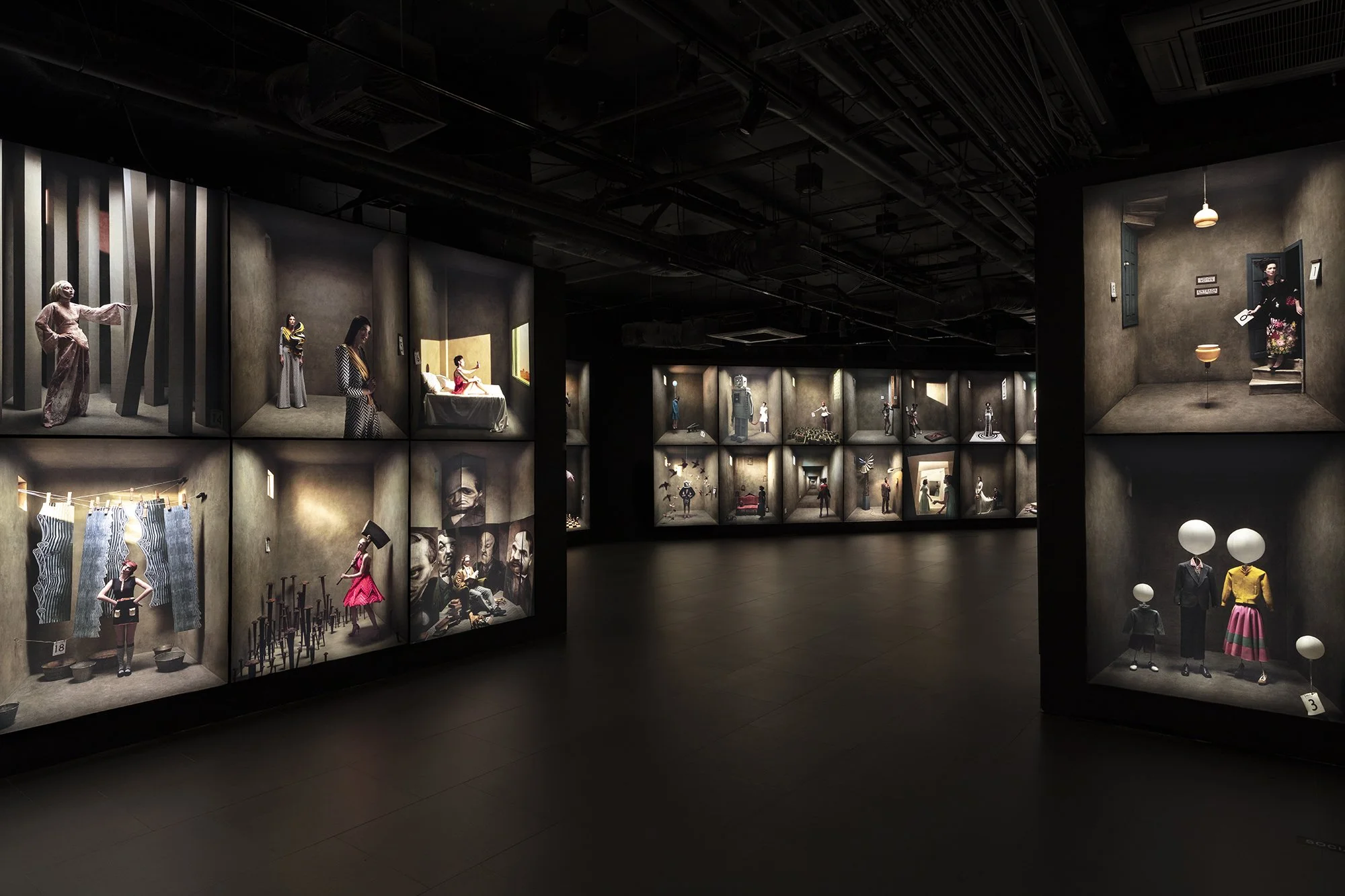 River City Bangkok Exhibition 365 Angle 1.jpg