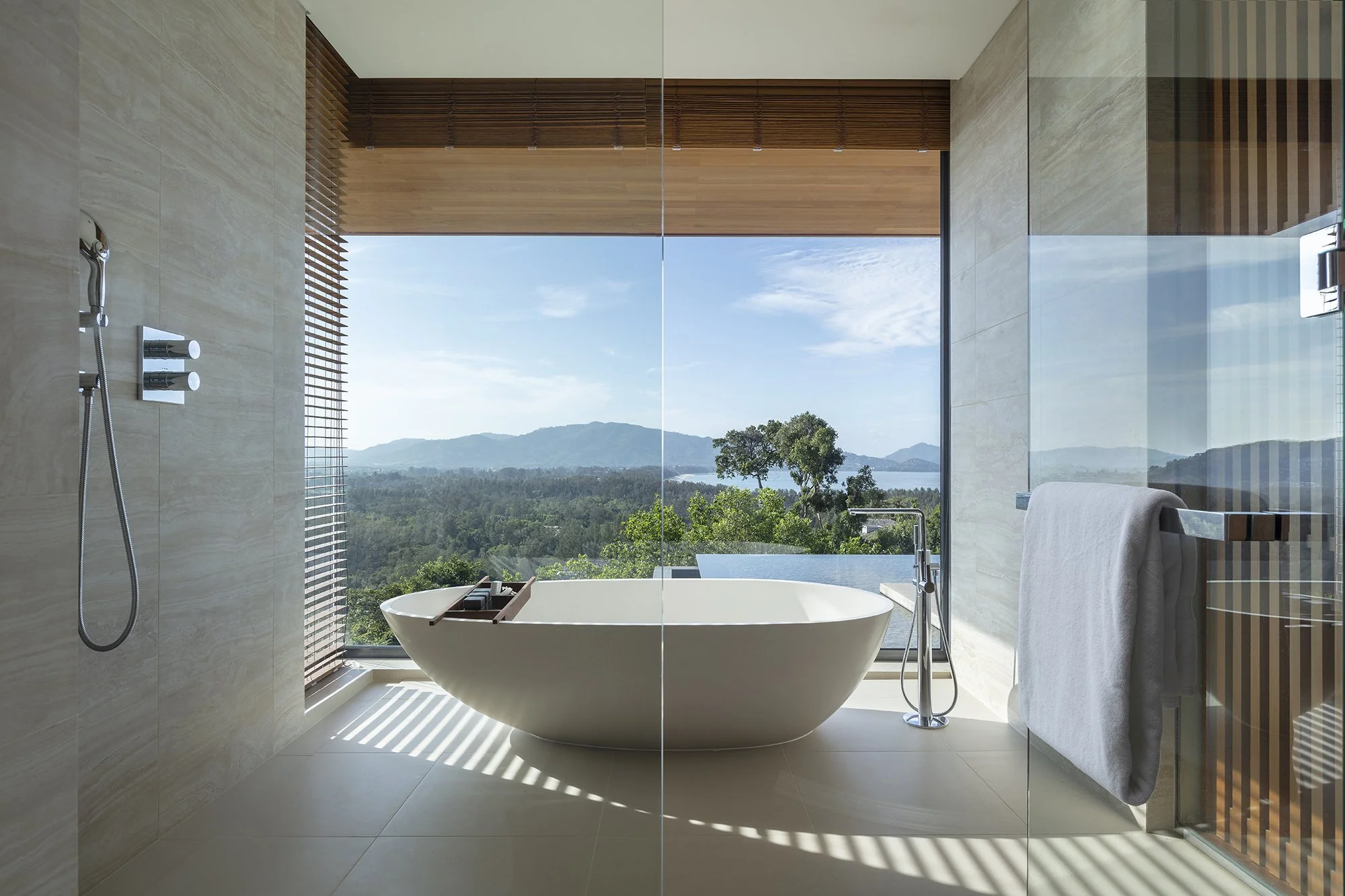 Avadina Hills Villa 22 Bathroom Detail 01.jpg