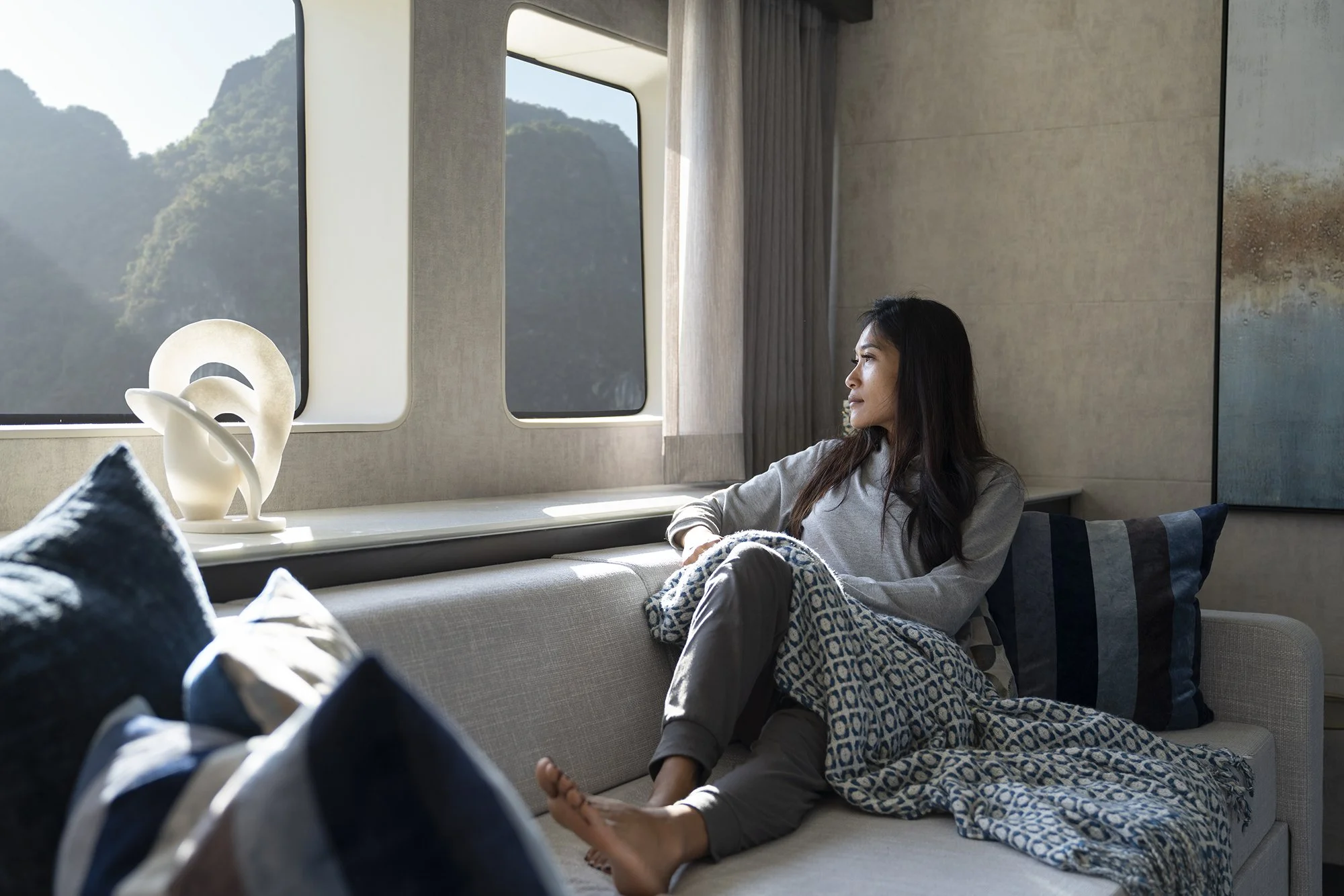 Panakeia Yacht Lifestyle Bedroom 01.jpg