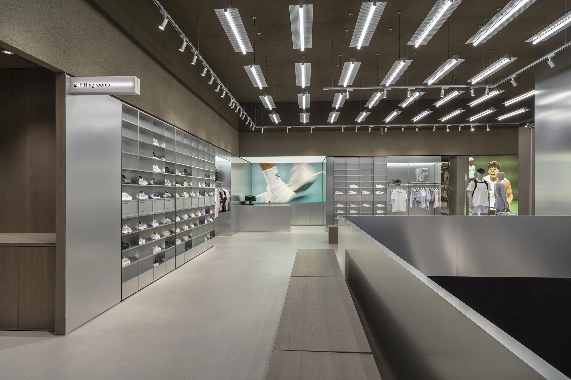 ON ONE Bangkok Store Interior 11.jpg