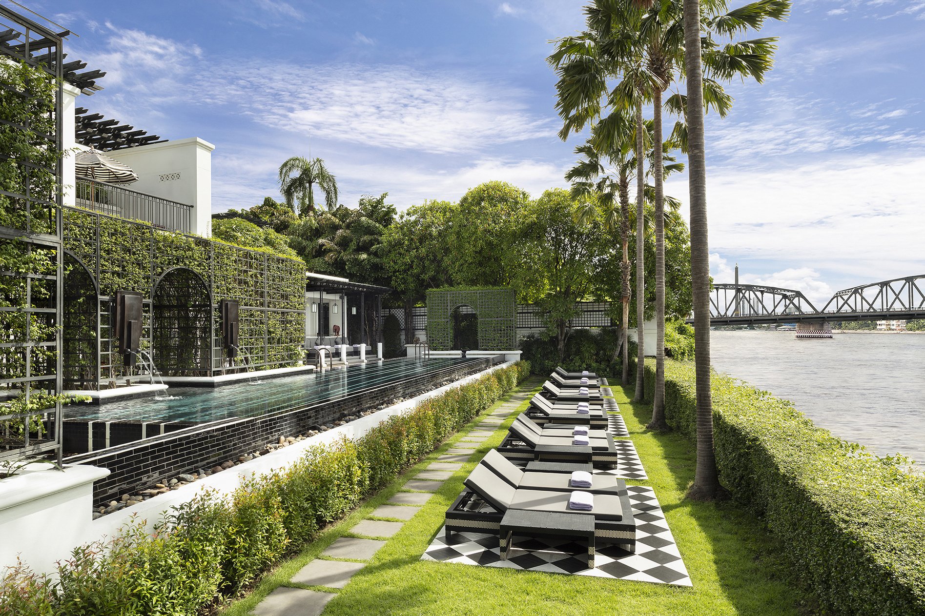 The Siam Swimming Pool Angle 1.JPG