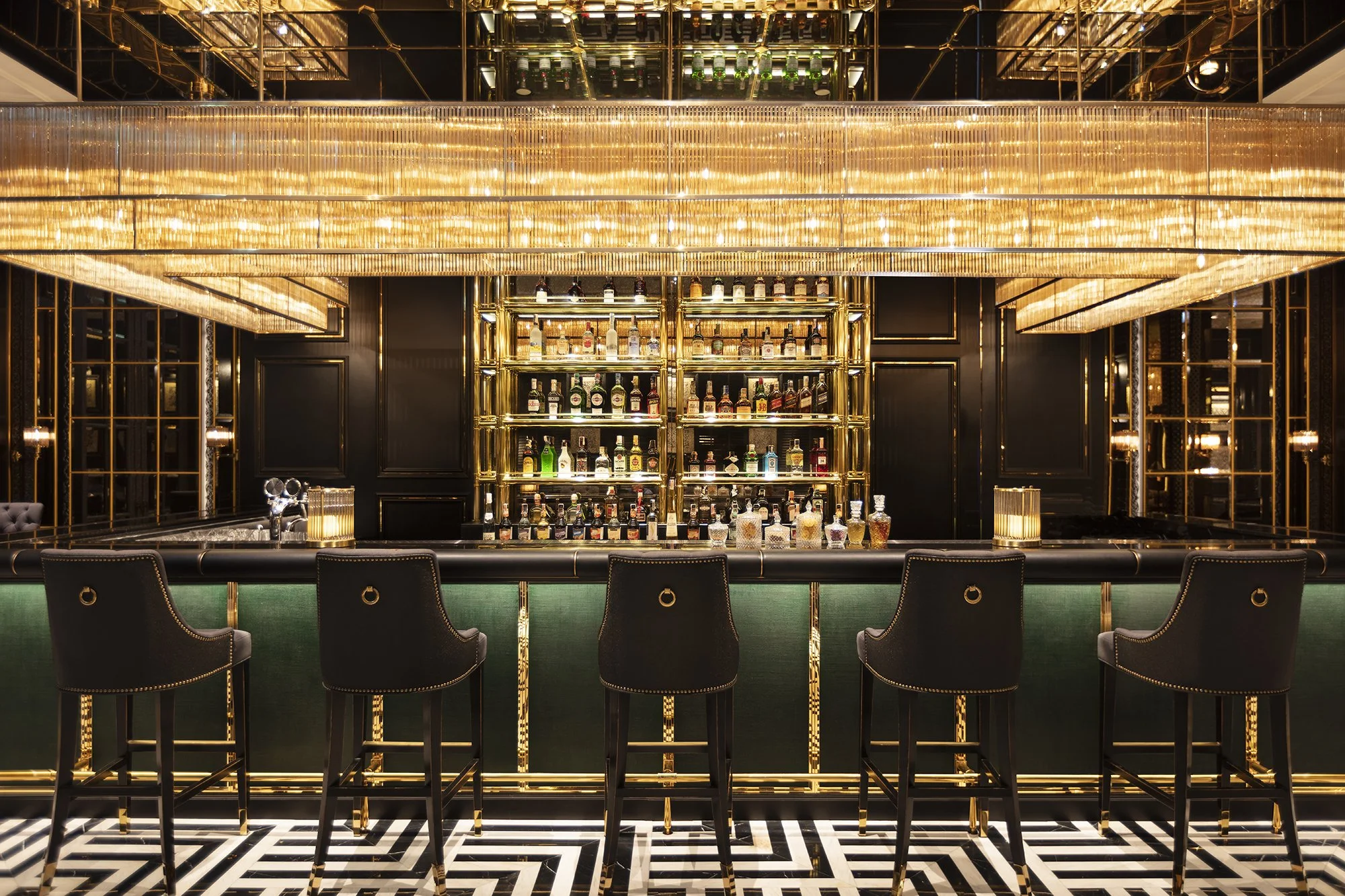 Kempinski SinDhorn - Firefly Bar Angle 3.jpg