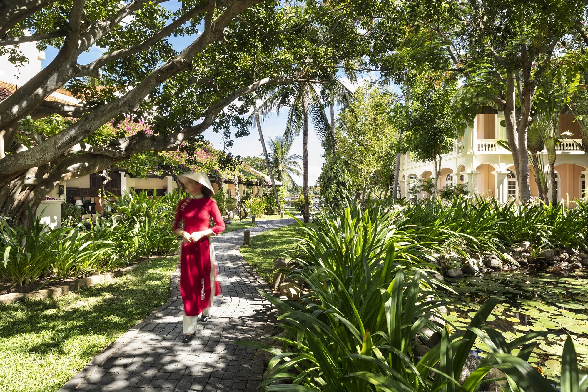 Anantara HoiAn Reception Courtyard.jpg