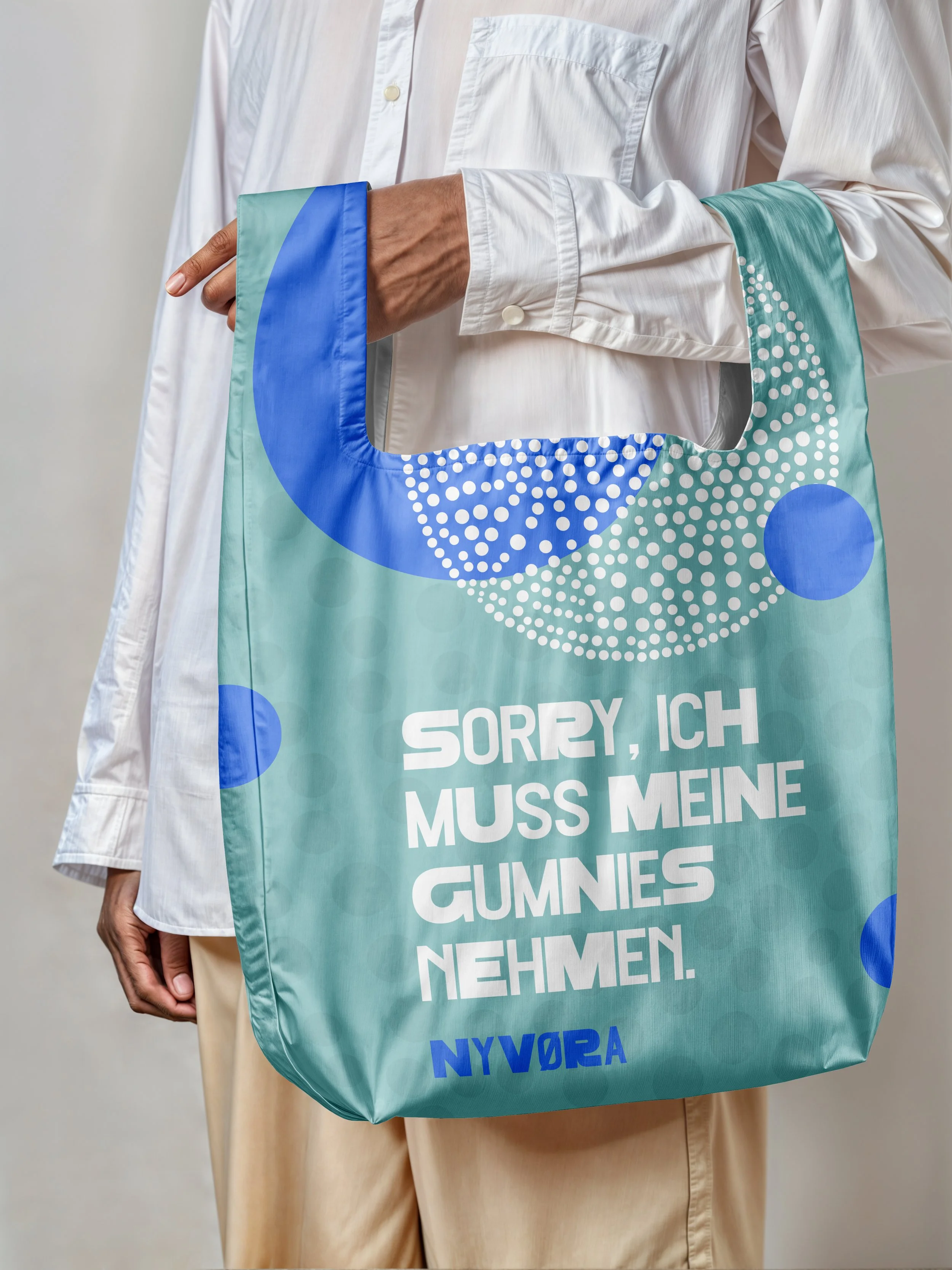 260512_NYVØRA_ToteBag_v1_2.jpg