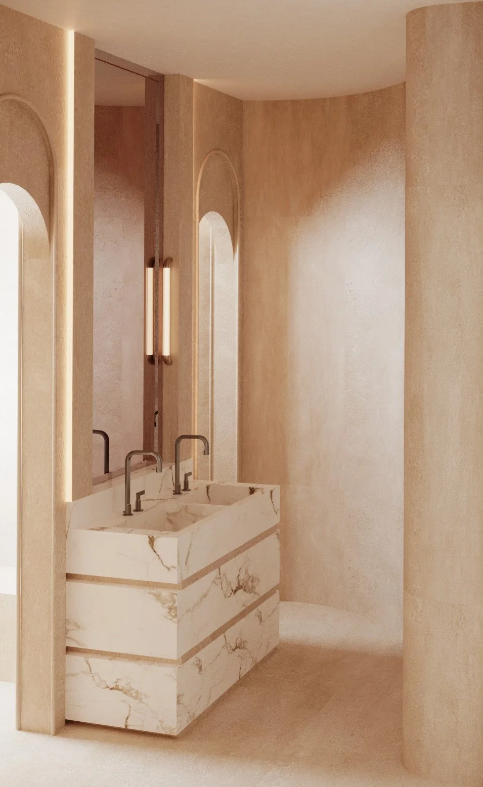 Lavabo en marbre blanc avec deux robinets, miroir et lampes encastrées dans un mur beige