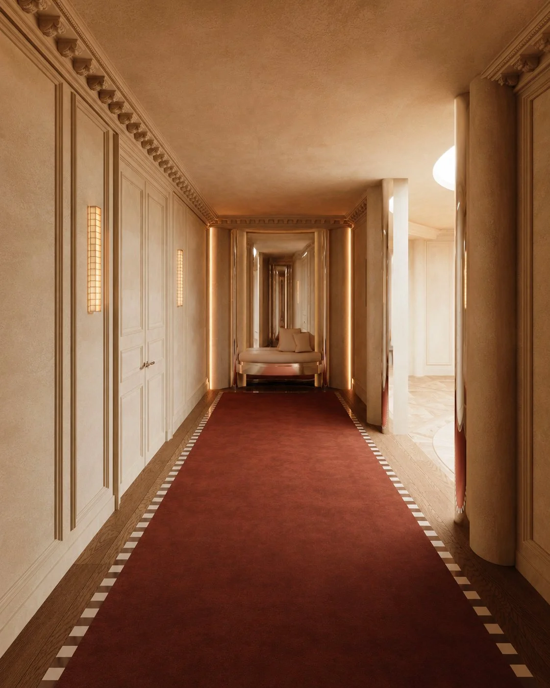 Hall d'hôtel élégant avec un canapé au fond, murs beige et éclairage chaud, tapis rouge avec bordure blanche et noire, décoration sophistiquée.