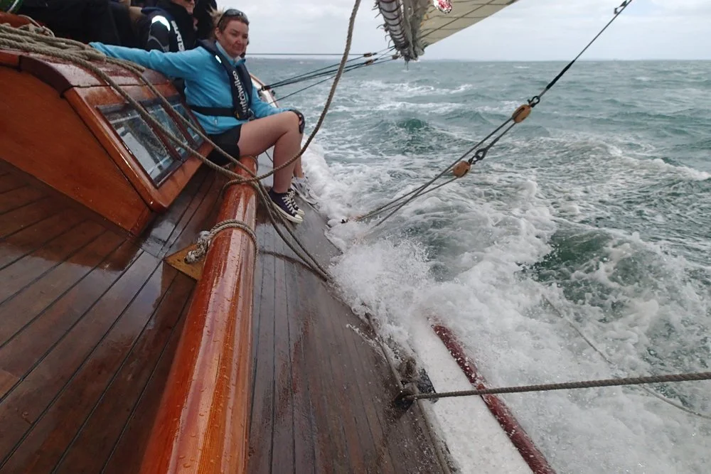 Waitangis optimum sailing angle. 4 deck boards under.