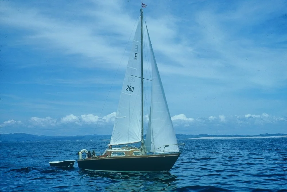 Bandit towing dinghy.