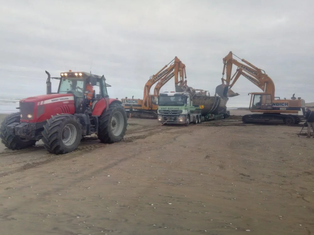 4WD assistance to get underway from local farmer.