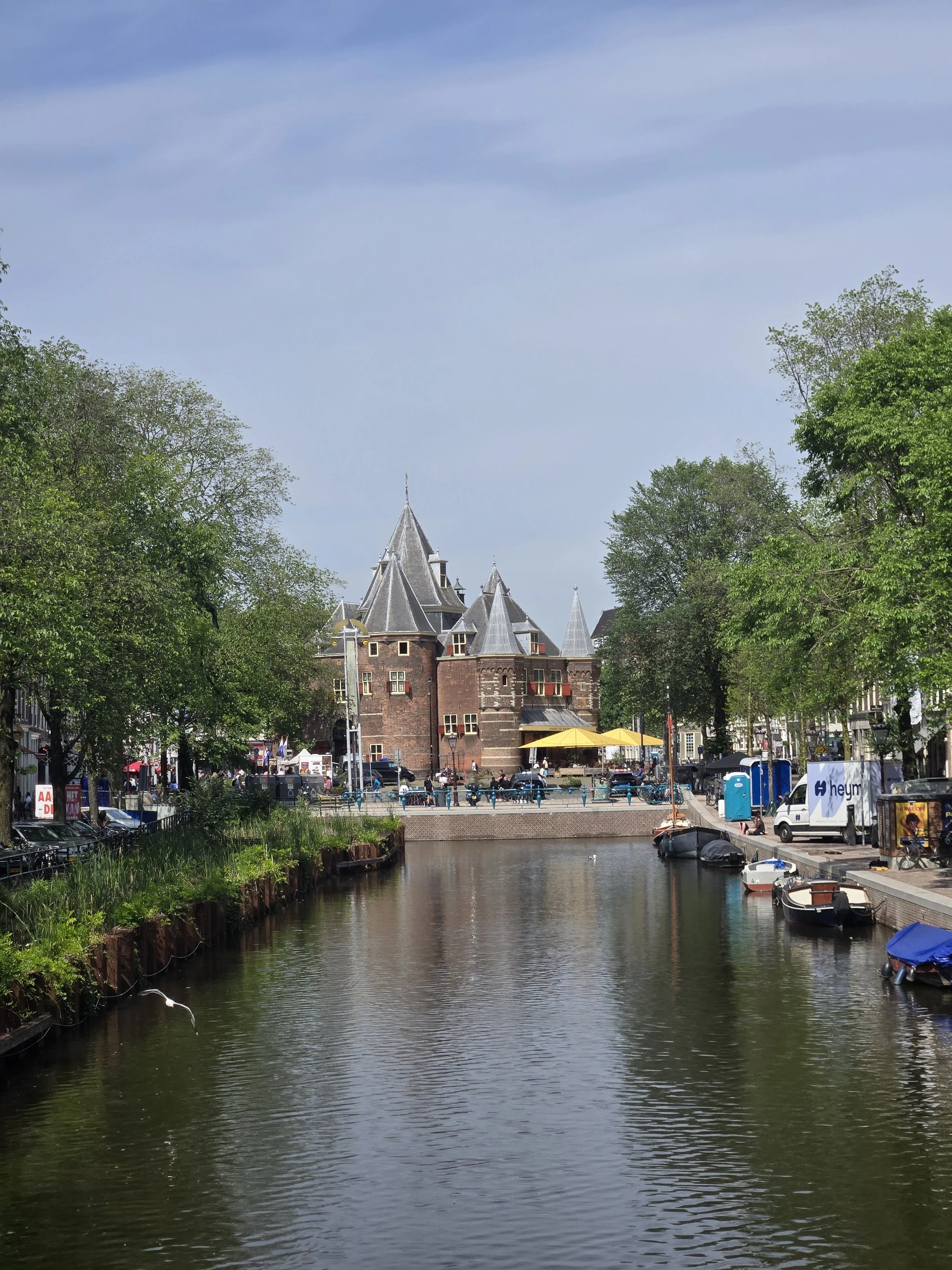 Amsterdam canal and De Waag