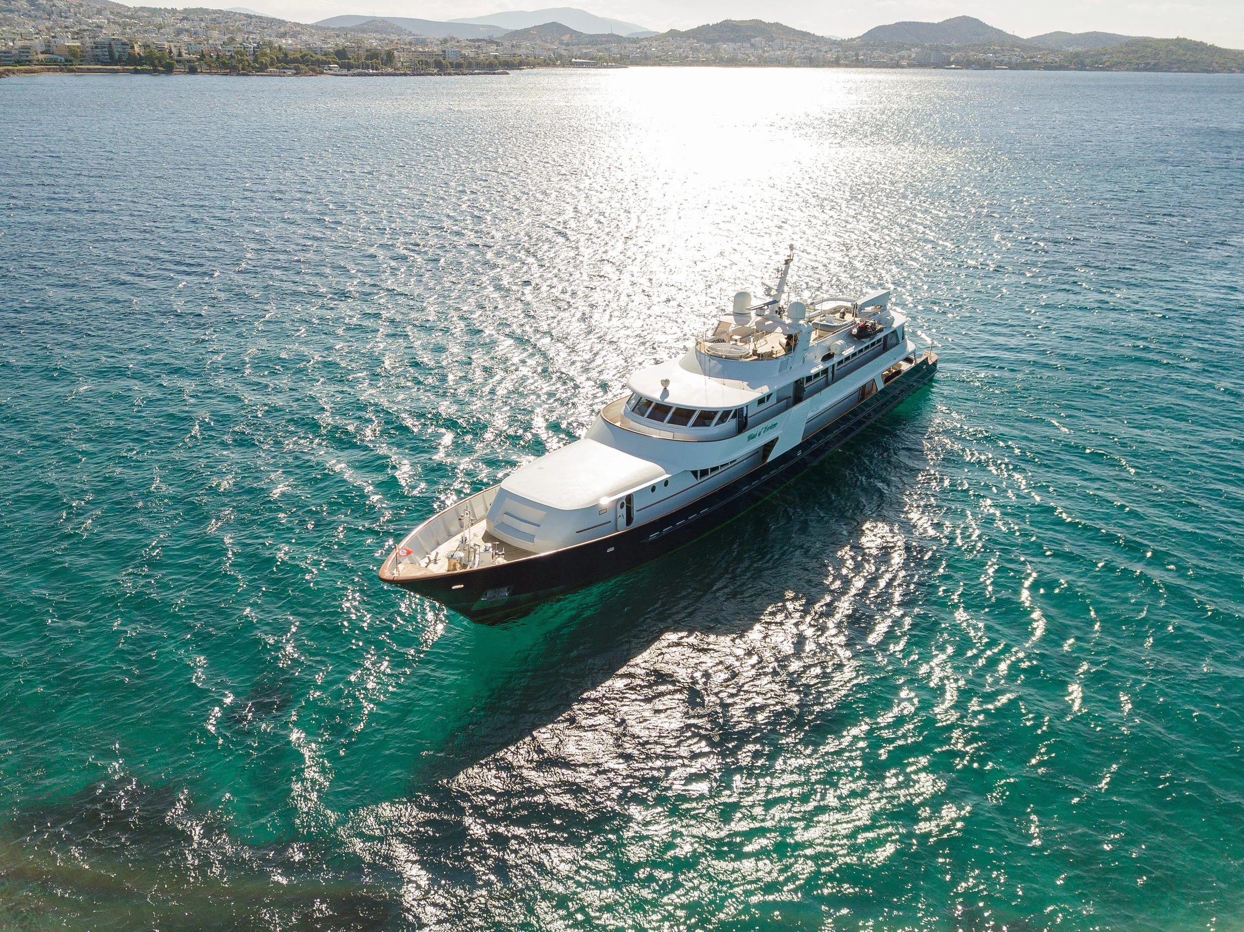 Wind of Fortune | 12 guests | 7 cabins | 53m