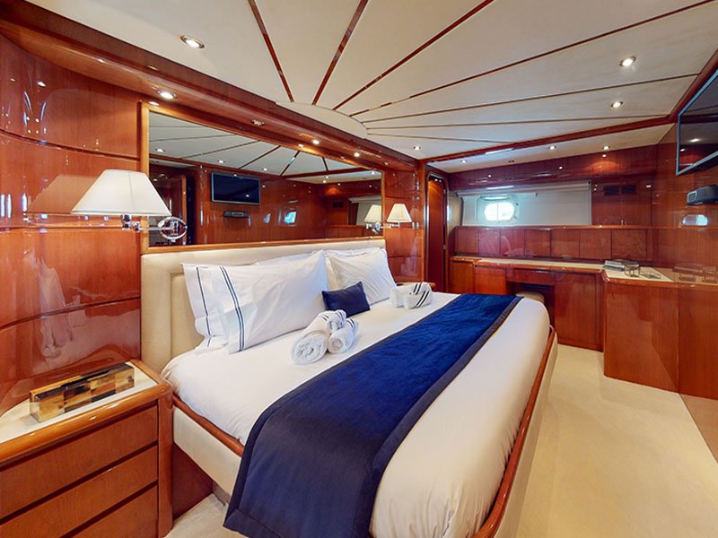 8f1dddeestia-poseidon-exteriorposeidonEstia-Poseidon-Bedroomposeidon3Poseidon.jpg