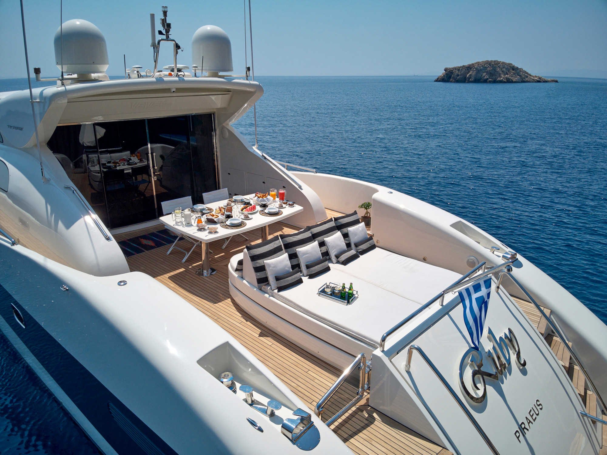 Exterior_08.jpg