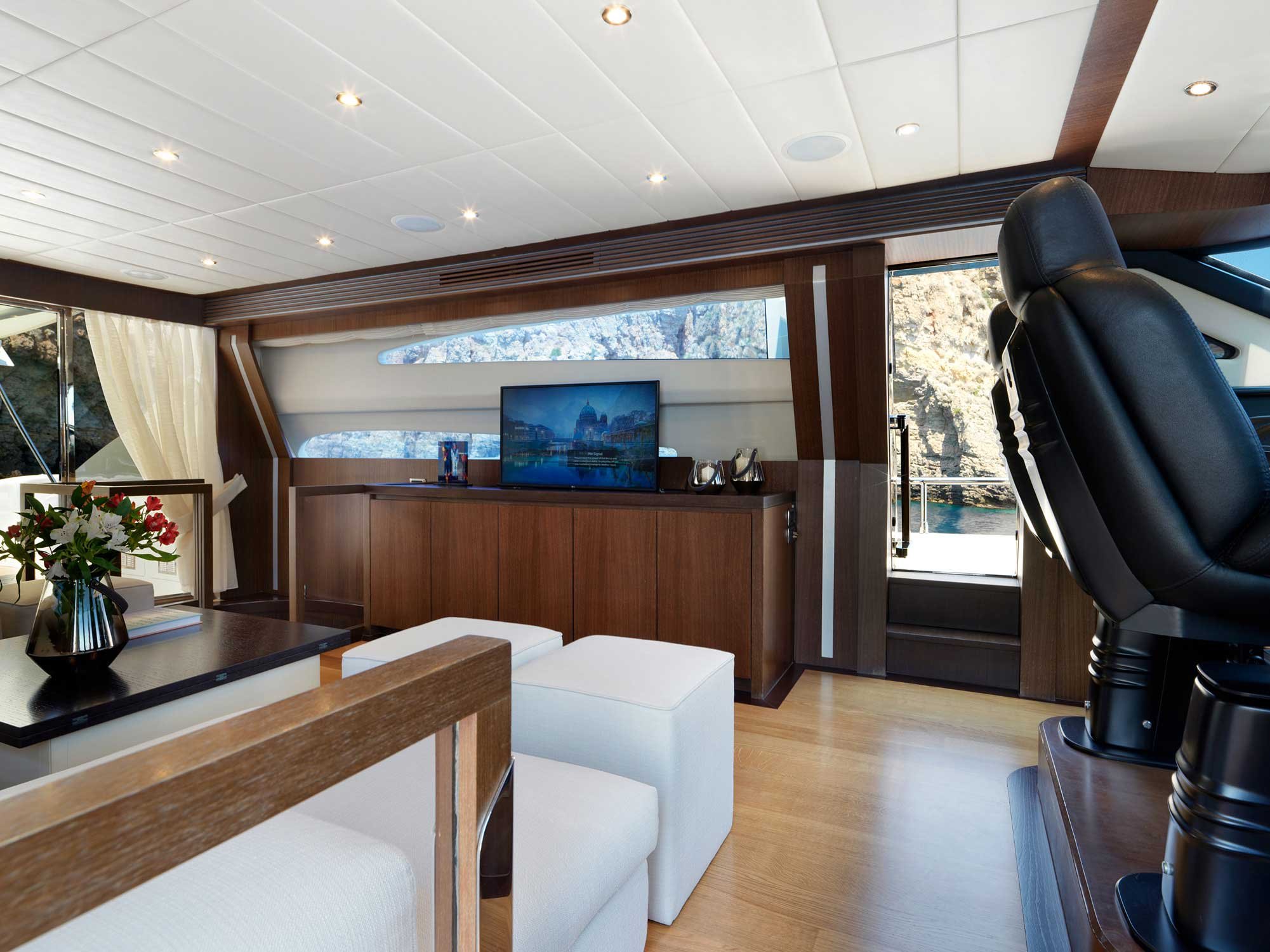 Interior_05.jpg