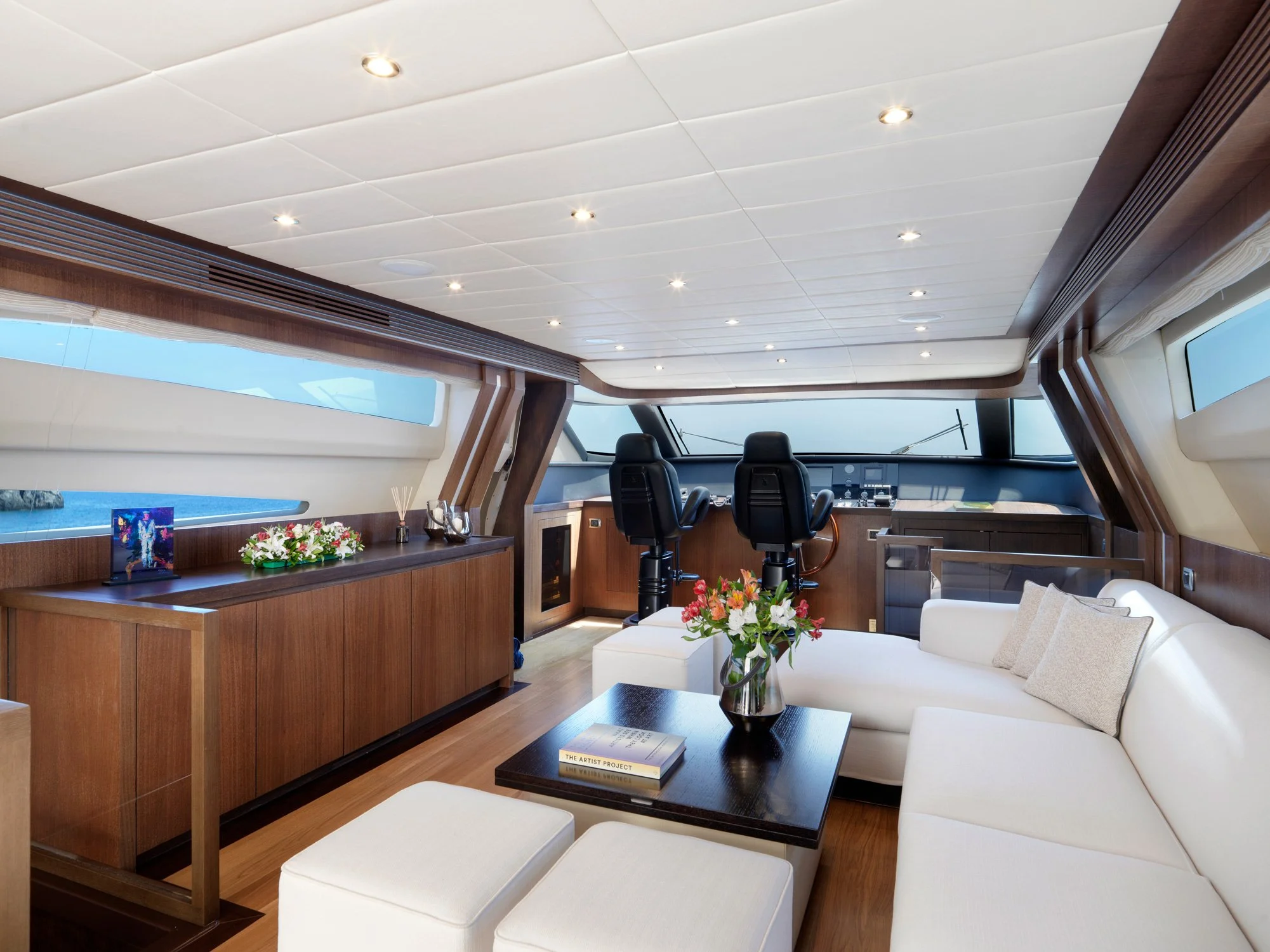 Interior_02.jpg