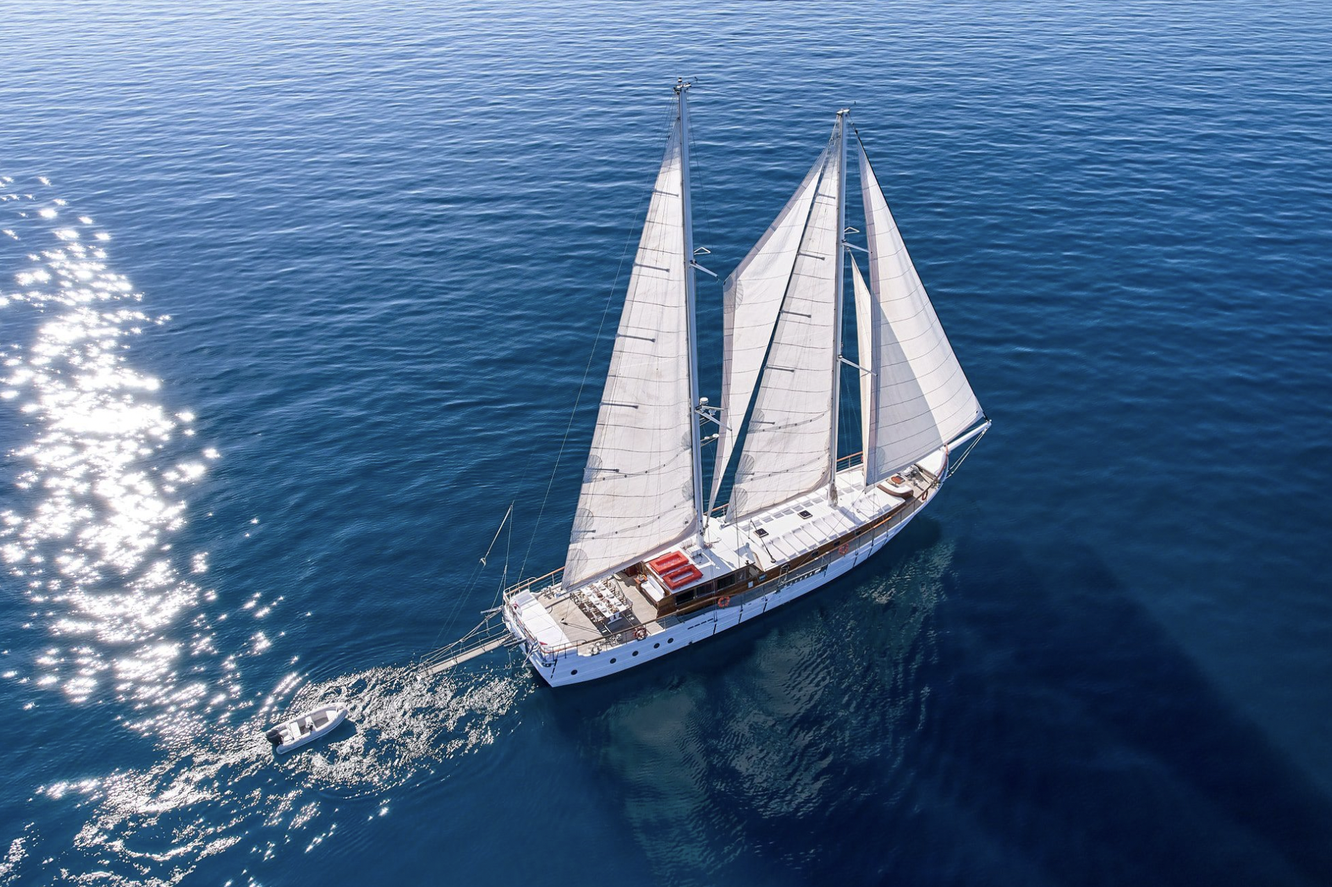 White Pearl | 12 guests | 33.83m