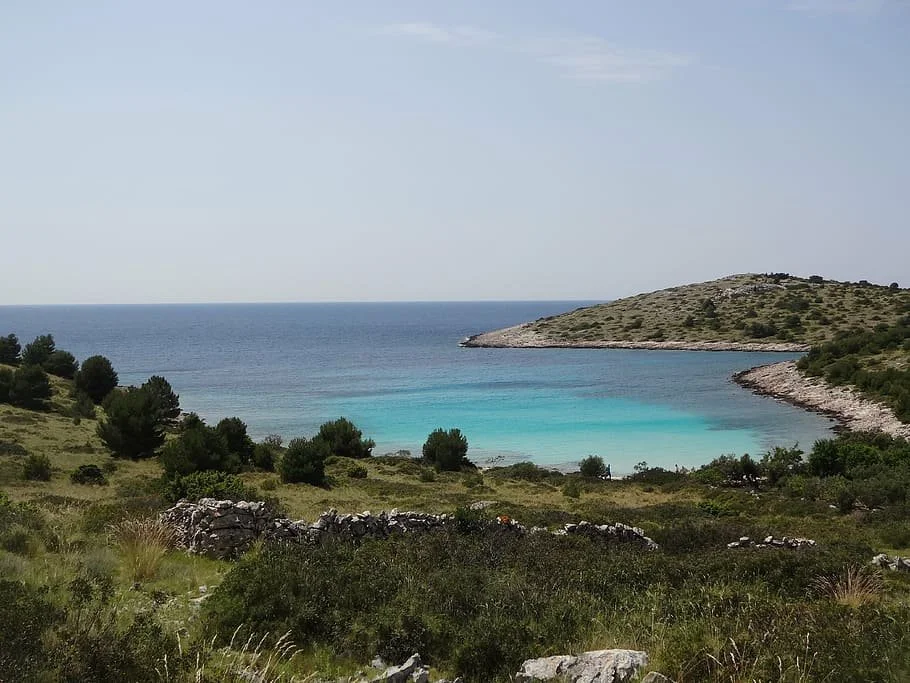croatia-water-island-landscape.jpeg