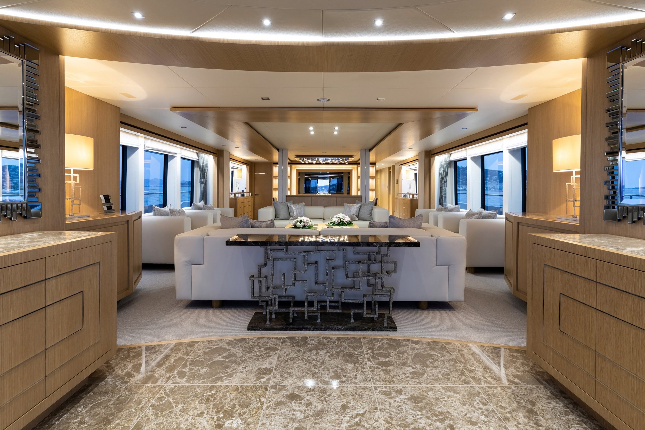 yacht-elysium-40m-sunseeker-20220825-editorial-4-6307890c61425_v_default_extra_big (1).jpeg