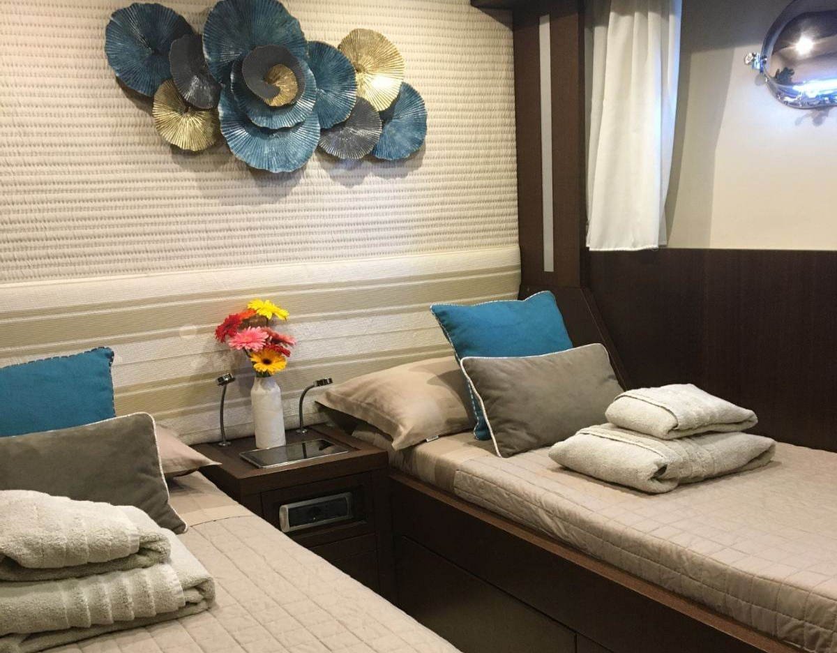 Cabin_07_.jpg