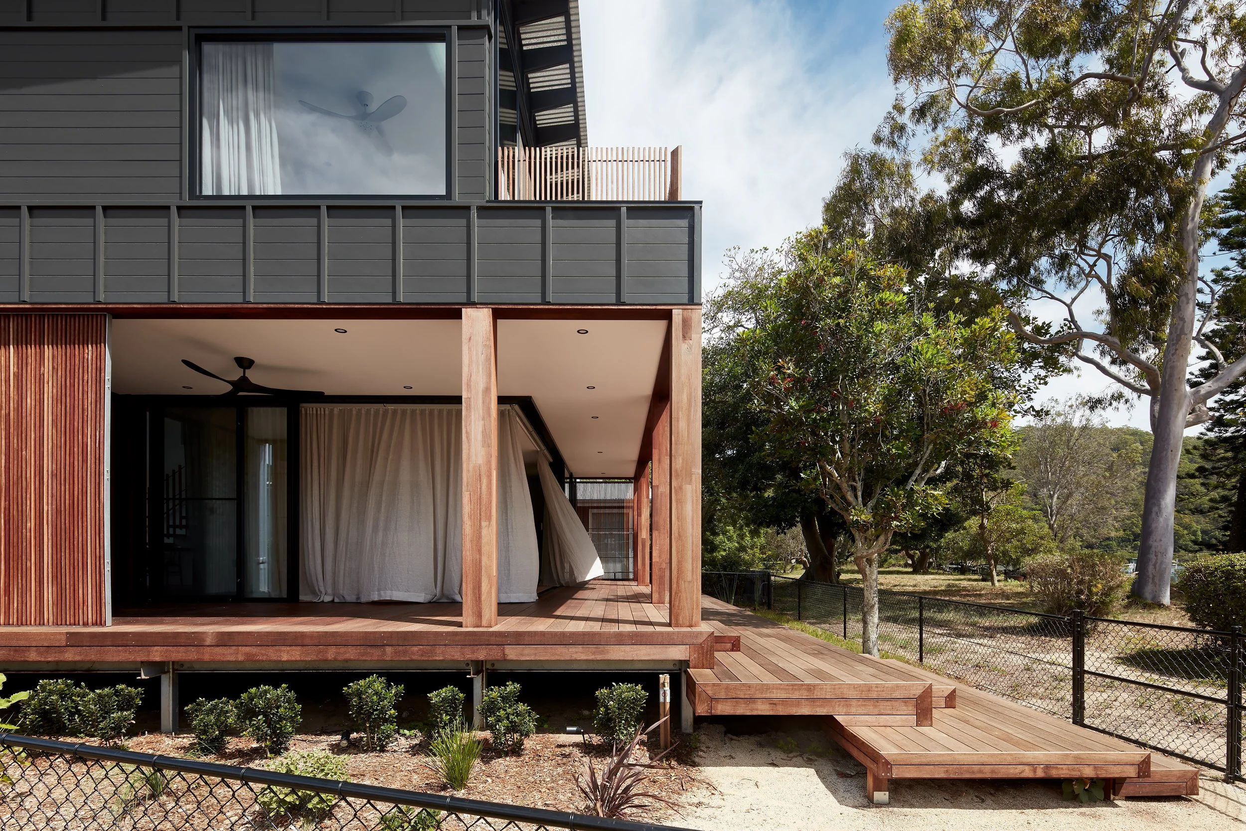 12 PATONGA_318b.jpg