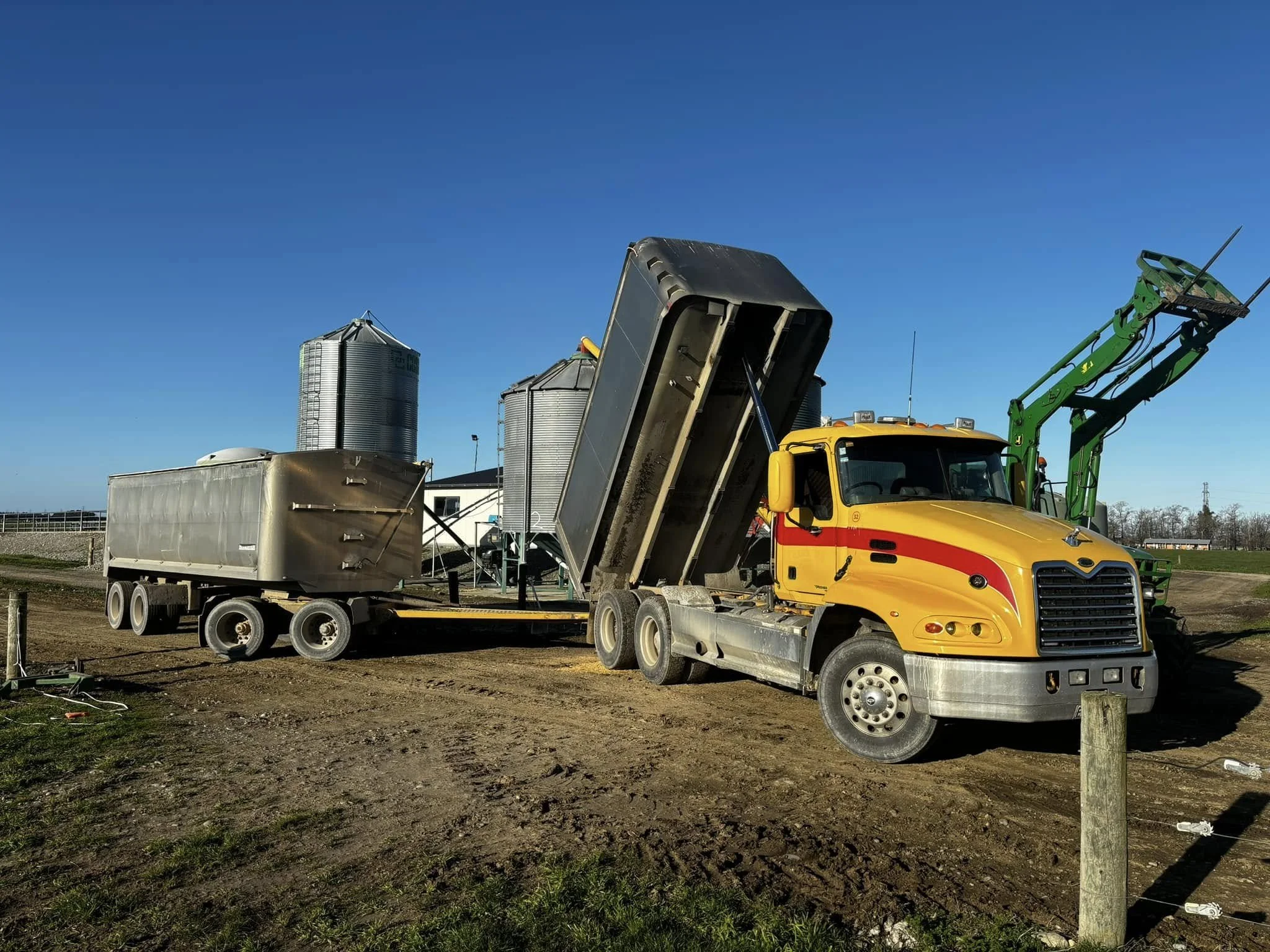 Jackson Spreading bulk cartage truck and blower unit