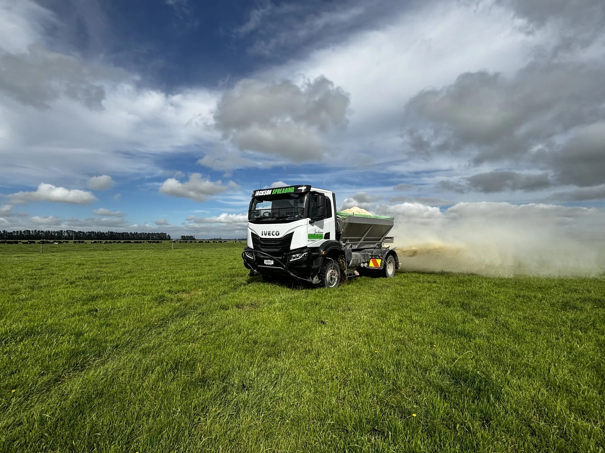 Jackson Spreading truck applying fertiliser - Mid Canterbury Groundspread fertiliser application Canterbury Plains