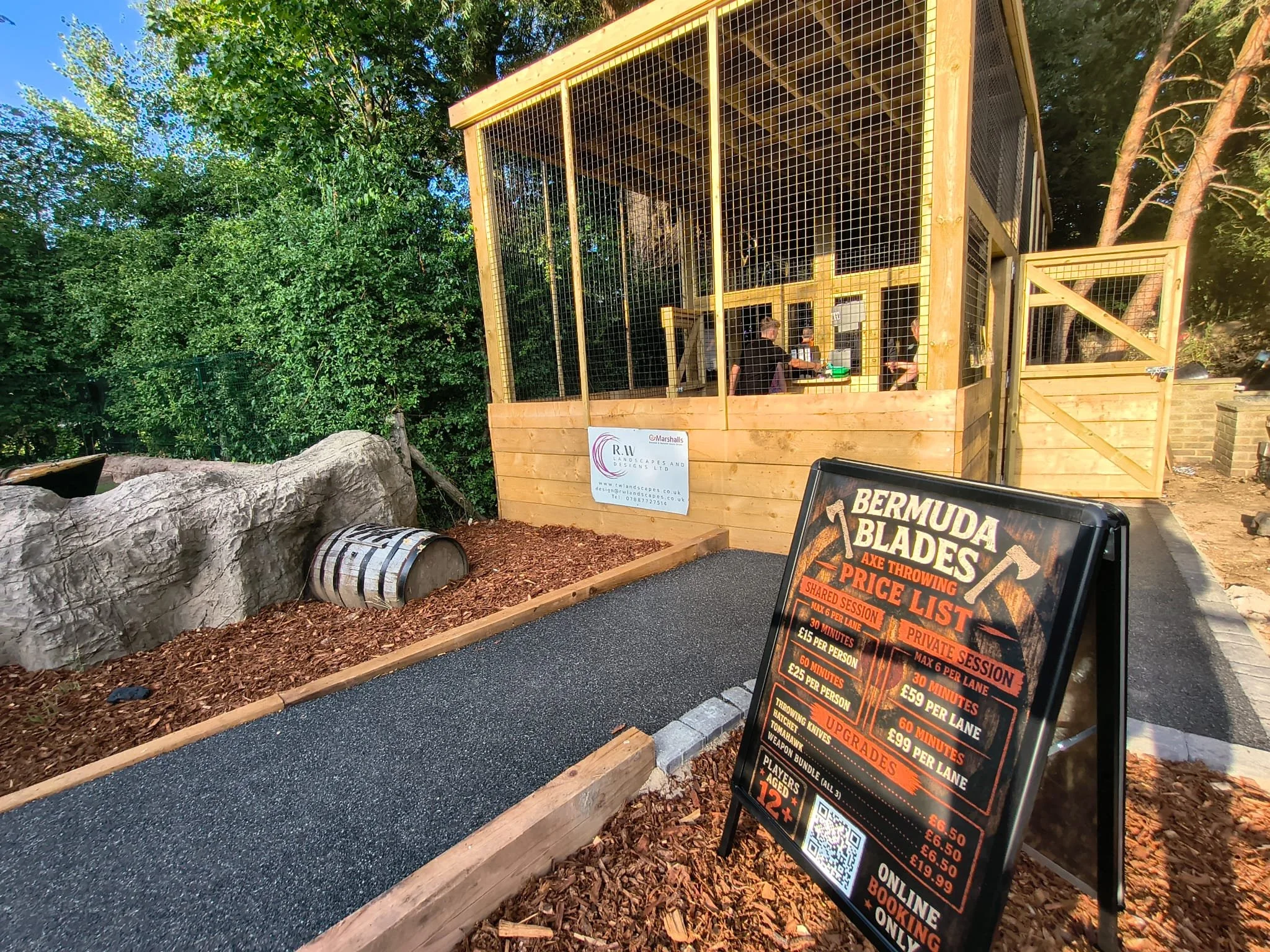Bermuda Blades group activity axe throwing near Hitchin