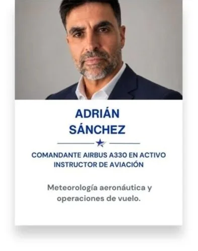 Tarjeta de presentación con foto de un hombre con barba y blazer azul, nombre Adrián Sánchez, comandante de Airbus A330 en activo, instructor de aviación, especialista en meteorología aeronáutica y operaciones de vuelo.