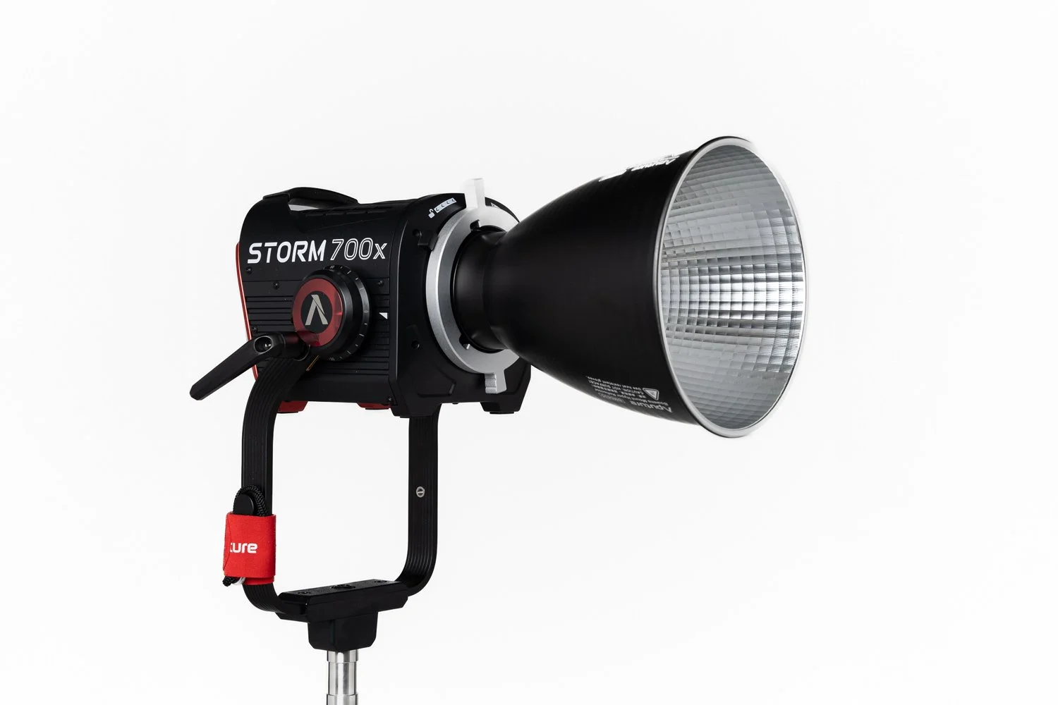 Aputure STORM 700x BLAIR LED — powerful 700W continuous light with adjustable 2500K–10,000K colour temperature and limited colour output. Compatible with Bowens-mount softboxes and the Aputure Spotlight Mount II