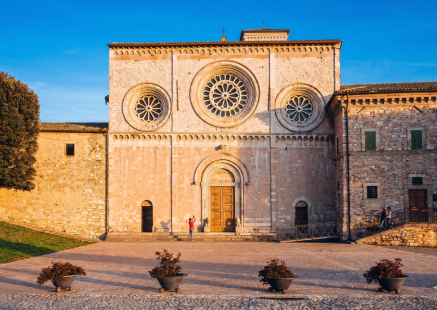 abbazia san pietro assisi