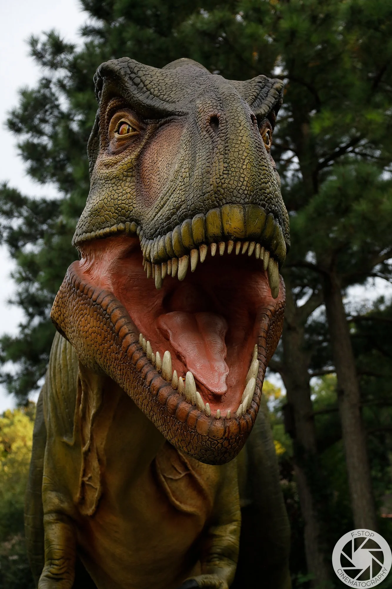 Roaring T-Rex