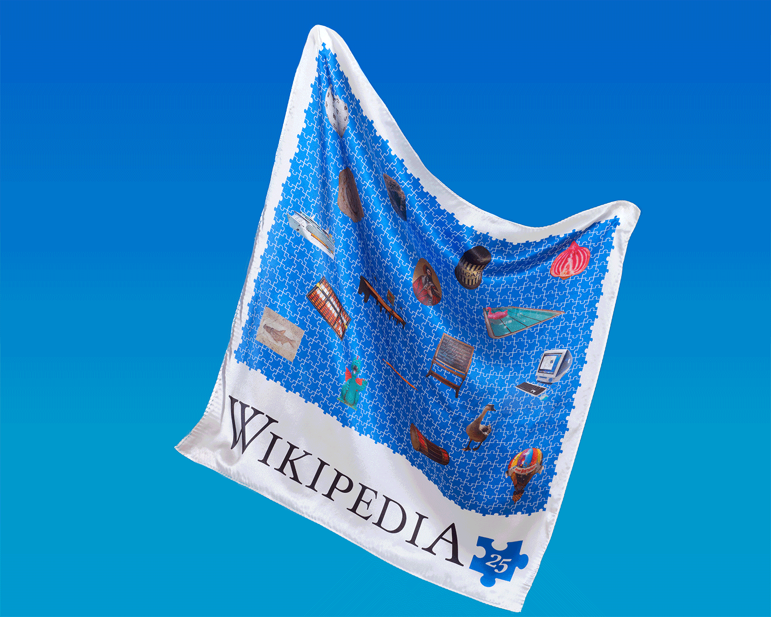 Scarf celebrating the 25th birthday of Wikipedia
