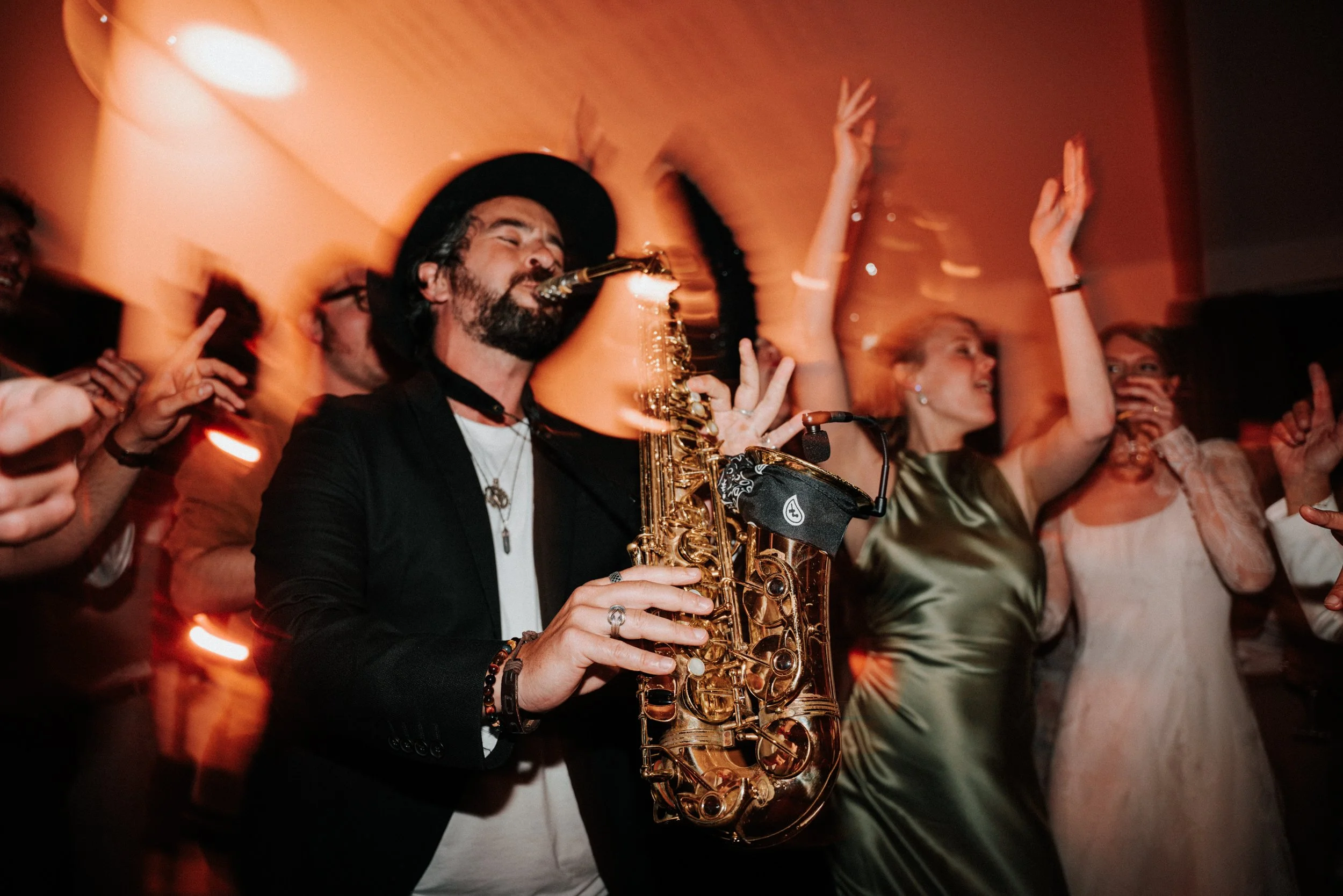 Rafa Digraz live saxophone performance luxury event