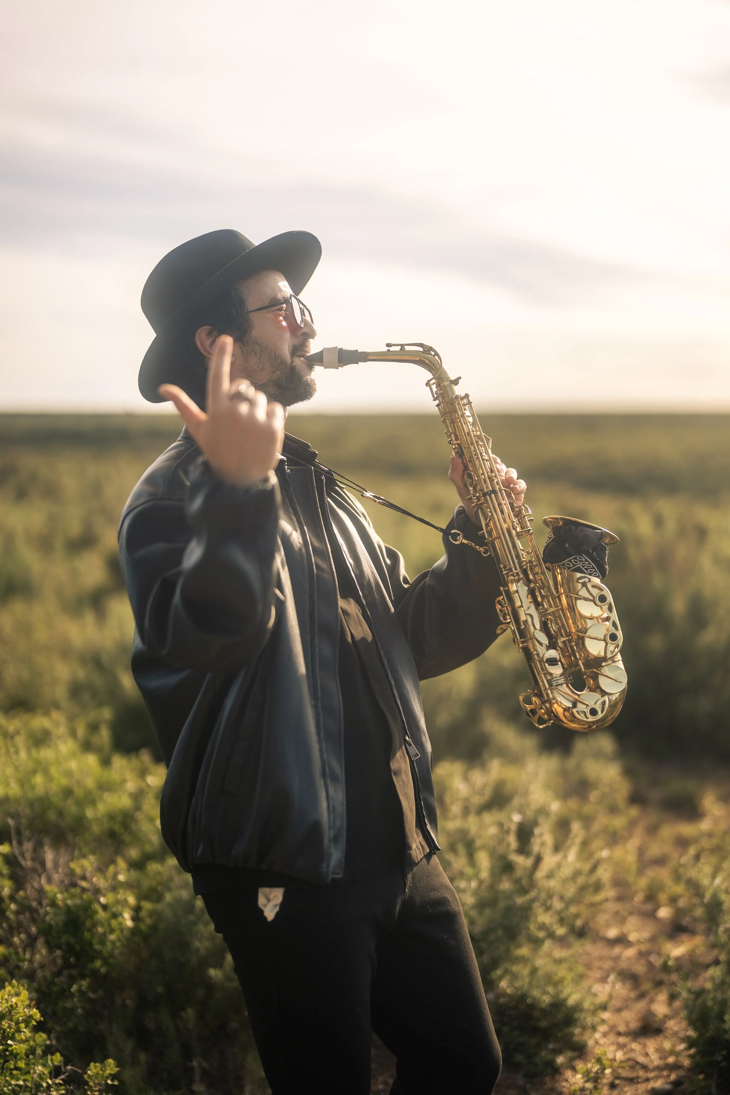 Rafa Digraz saxophonist and DJ performer