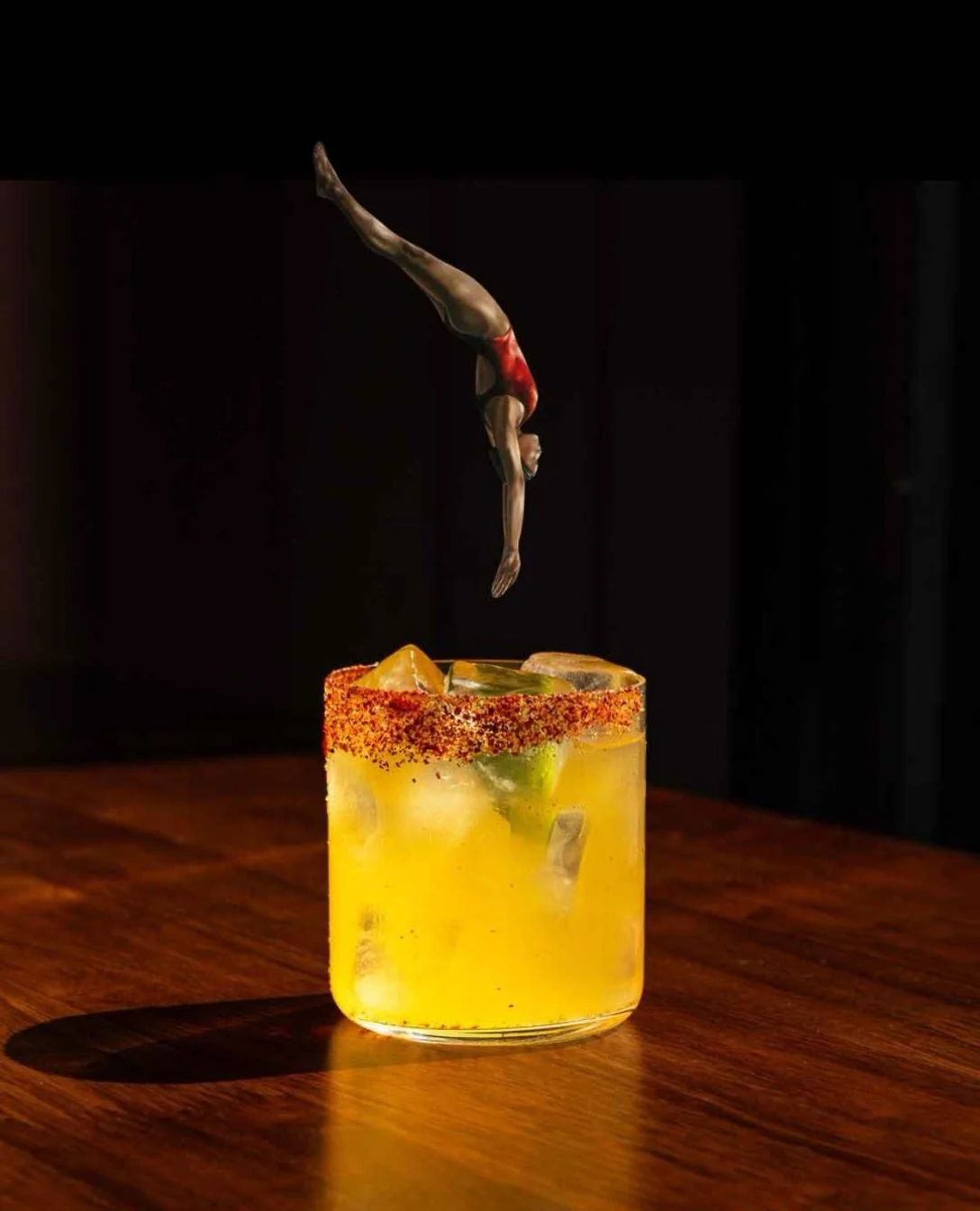 Diving headfirst into the weekend 🤿 Preferably into a Spicy Marg

Grab your people, claim your table and make a weekend of it. See you on King&rsquo;s Road.

#themarchharelondon #chelseapub #chelsea #cocktails #spicymargarita