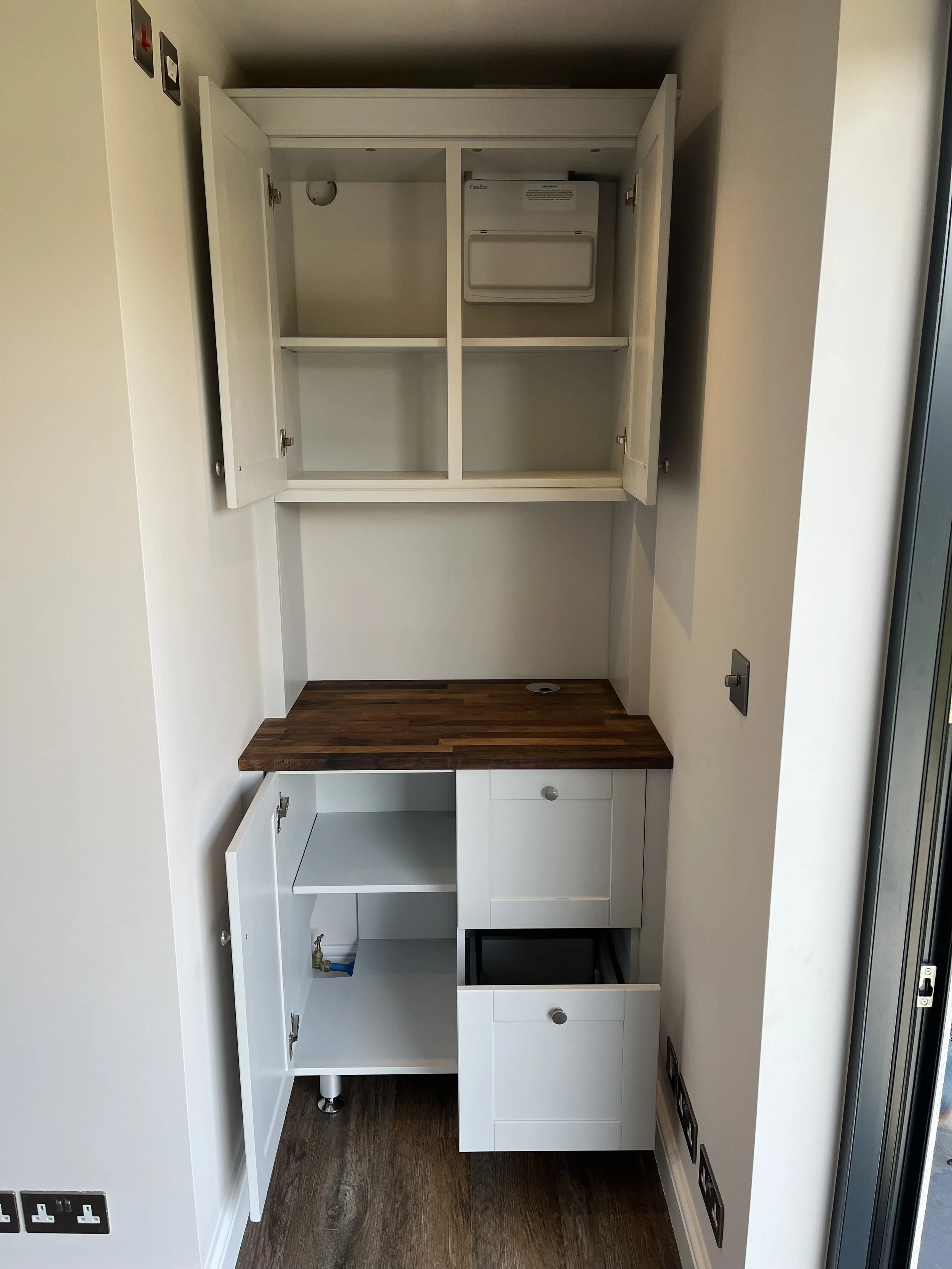 Bespoke Garden Office Kitchenette with Handcrafted and Painted Shaker Style Doors and Drawers.
