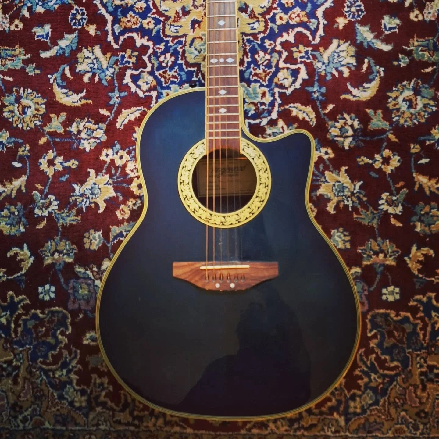 Had this rather dusty old Tanglewood Odyssey electro-acoustic in this week for @rainbowwookey. The rosewood was very dry, and the electronics weren't working properly. Given the full #guitargenie treatment, it's now looking and playing much better.