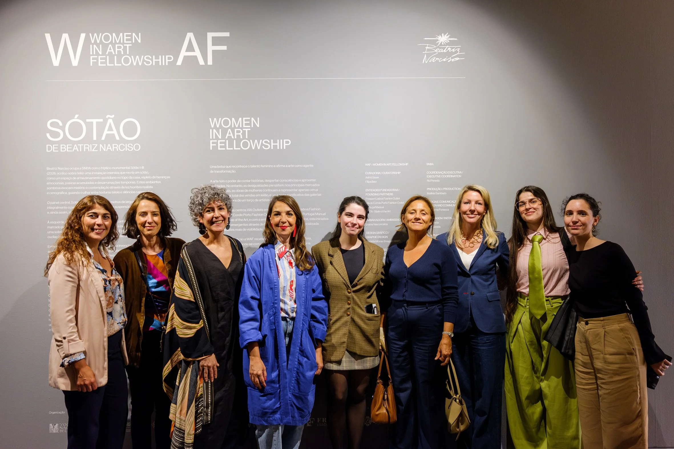 Com o encerramento da exposi&ccedil;&atilde;o &ldquo;S&oacute;t&atilde;o&rdquo;, de @beatriz_narciso_ , chega tamb&eacute;m ao fim a primeira edi&ccedil;&atilde;o da WAF - Women in Art Fellowship.

Ao longo das &uacute;ltimas semanas, a exposi&ccedil