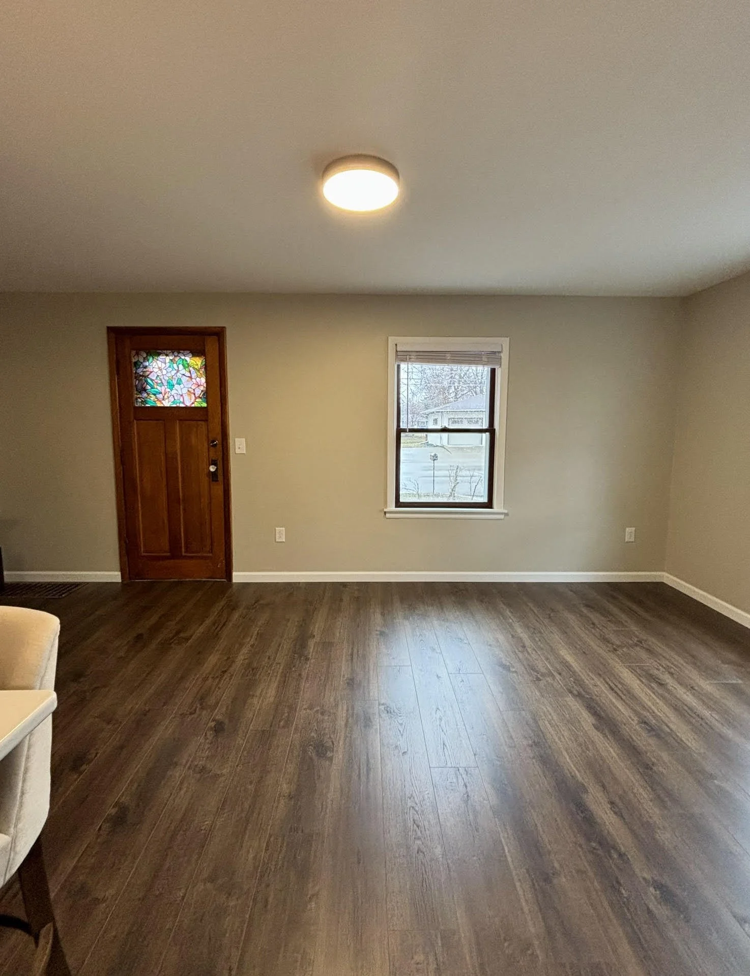 Livingroom3.jpg