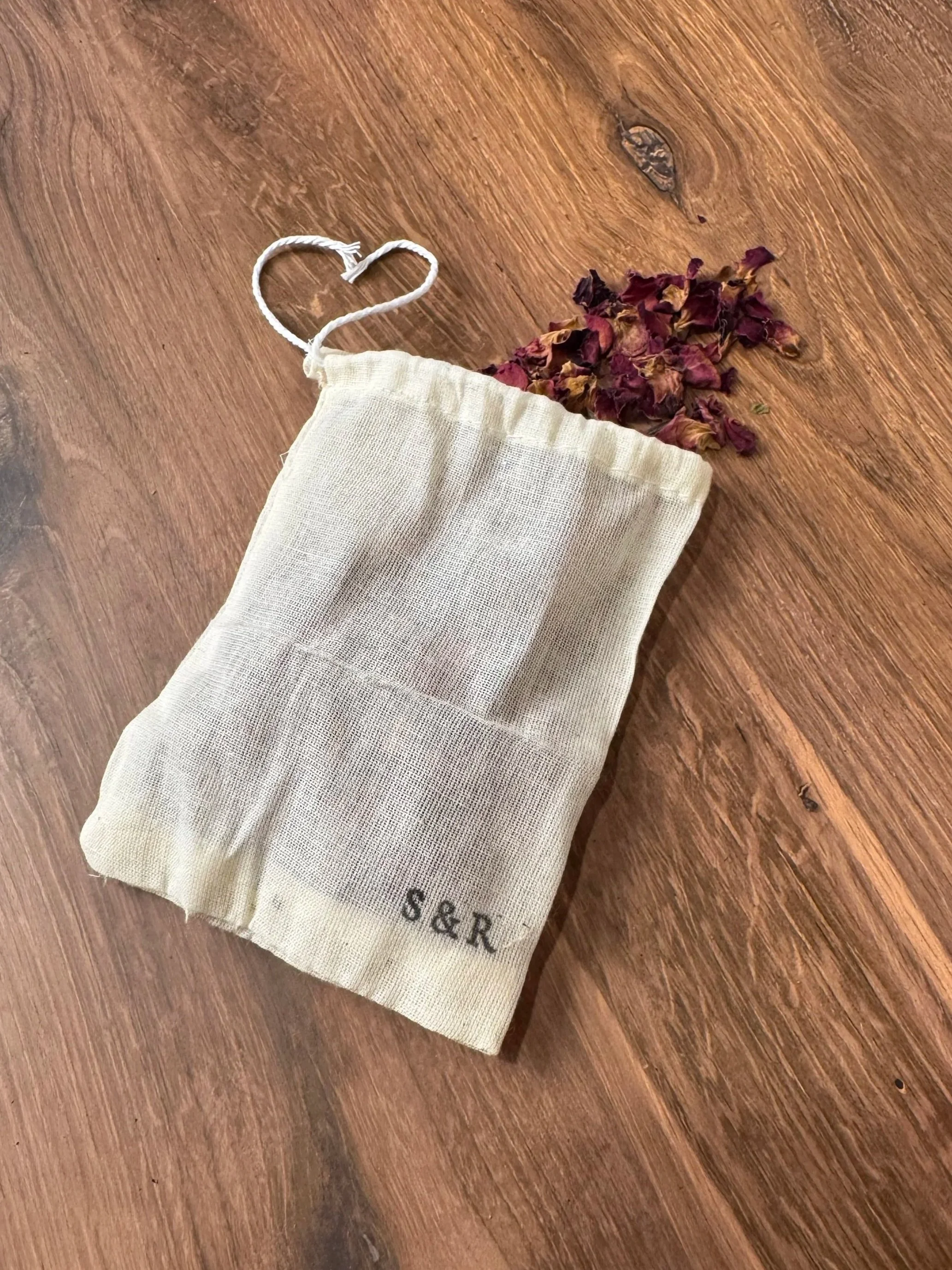 L%26C+Kit+Petals+1.jpg