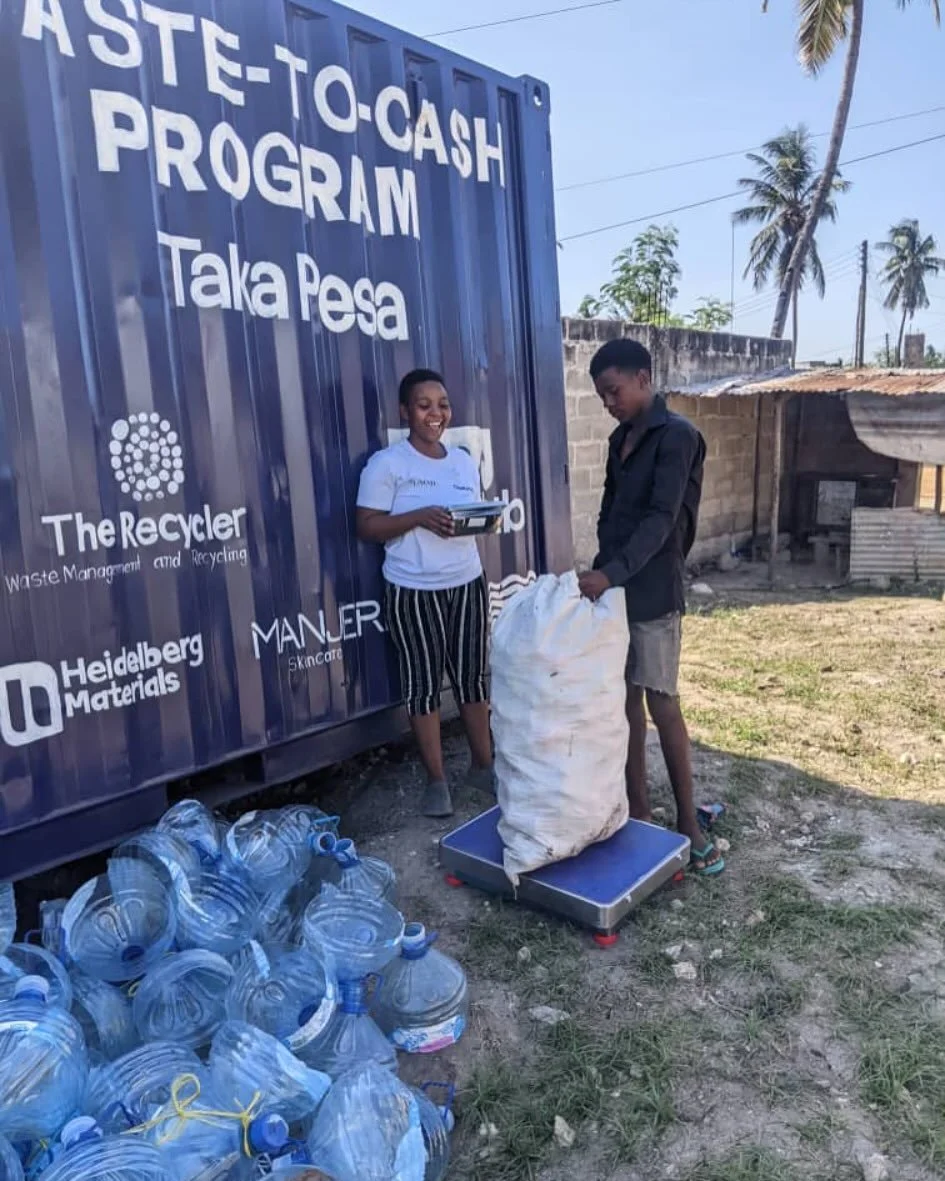 Empowering Women, Cleaning Communities with Taka Pesa! ♻️ coming to your community in Dar es Salaam!

We&rsquo;re excited to launch Taka Pesa, a new initiative by Recycler that supports women entrepreneurs to purchase waste per kilogram directly from